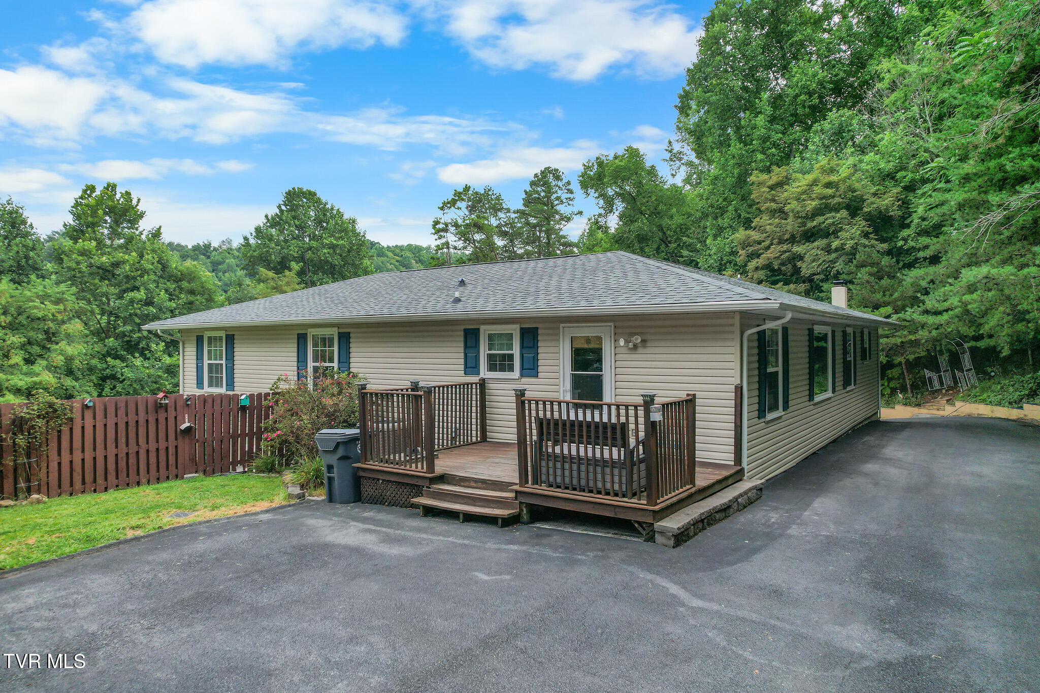 120 Elizabeth Ann Circle Property Photo 12