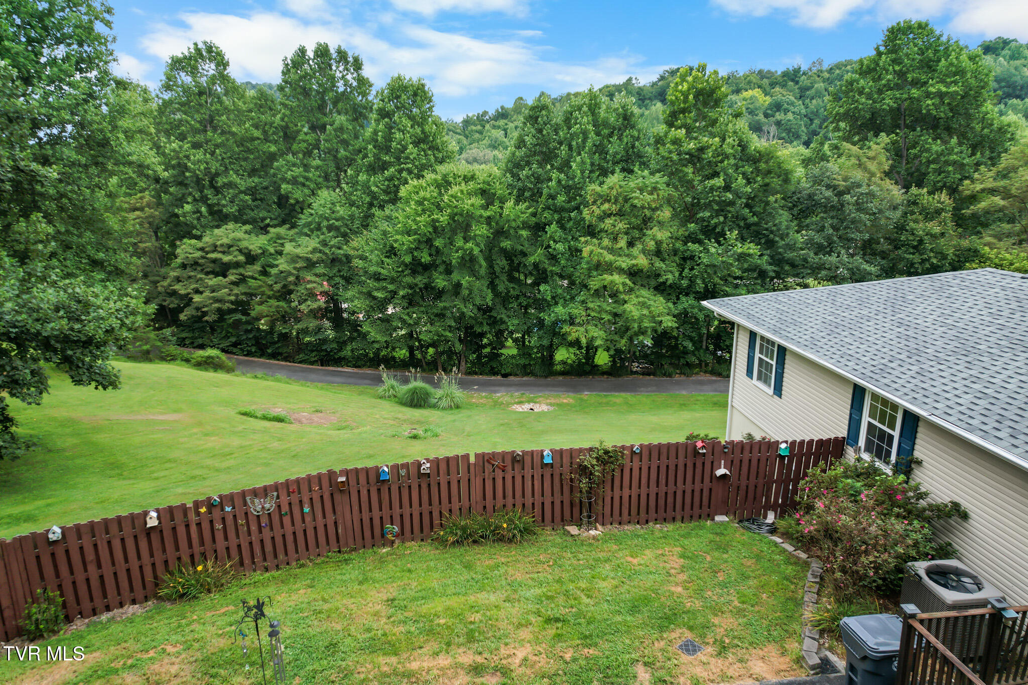 120 Elizabeth Ann Circle Property Photo 14