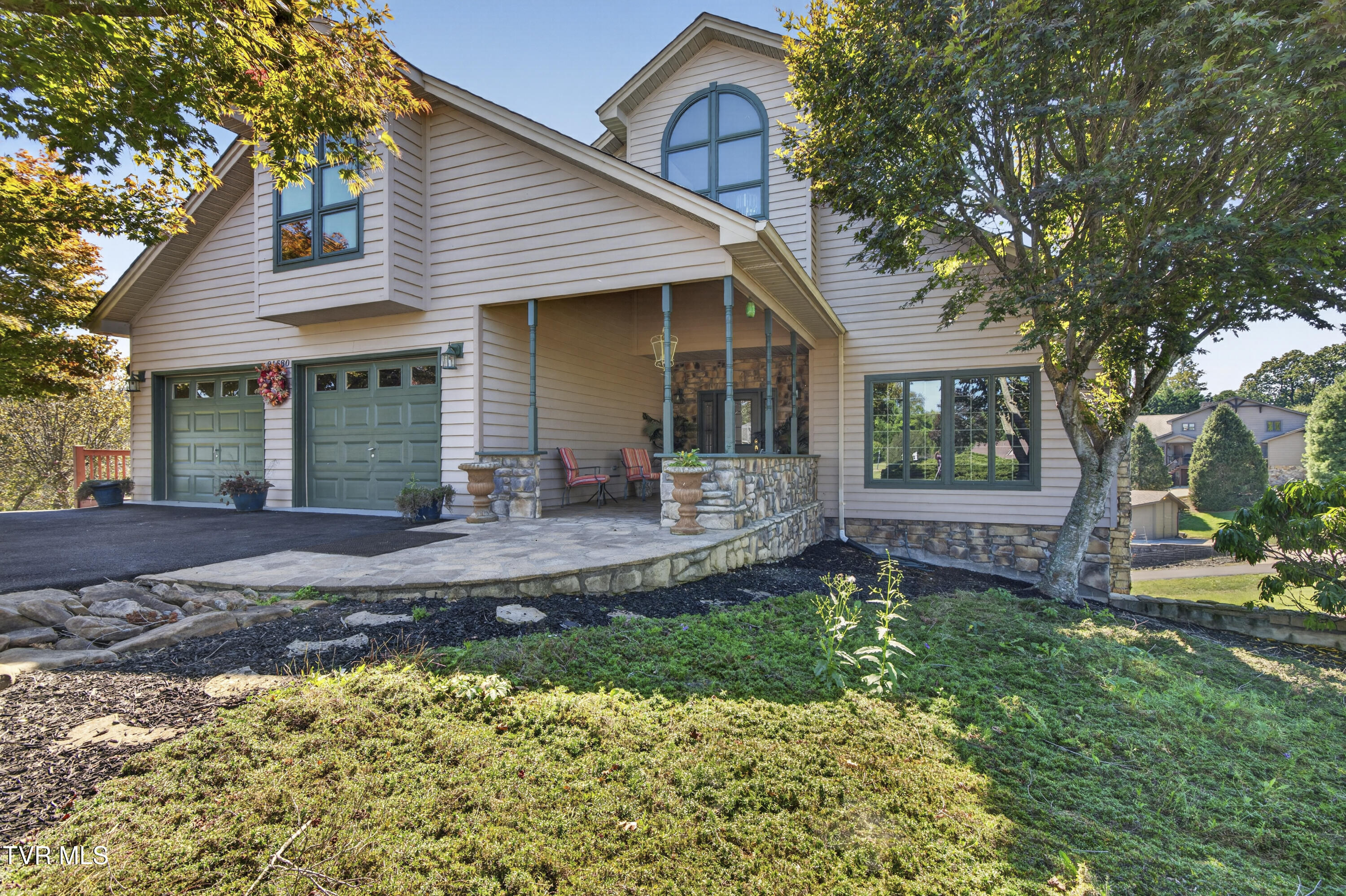 21580 Moonlight Bay Road Property Photo 1