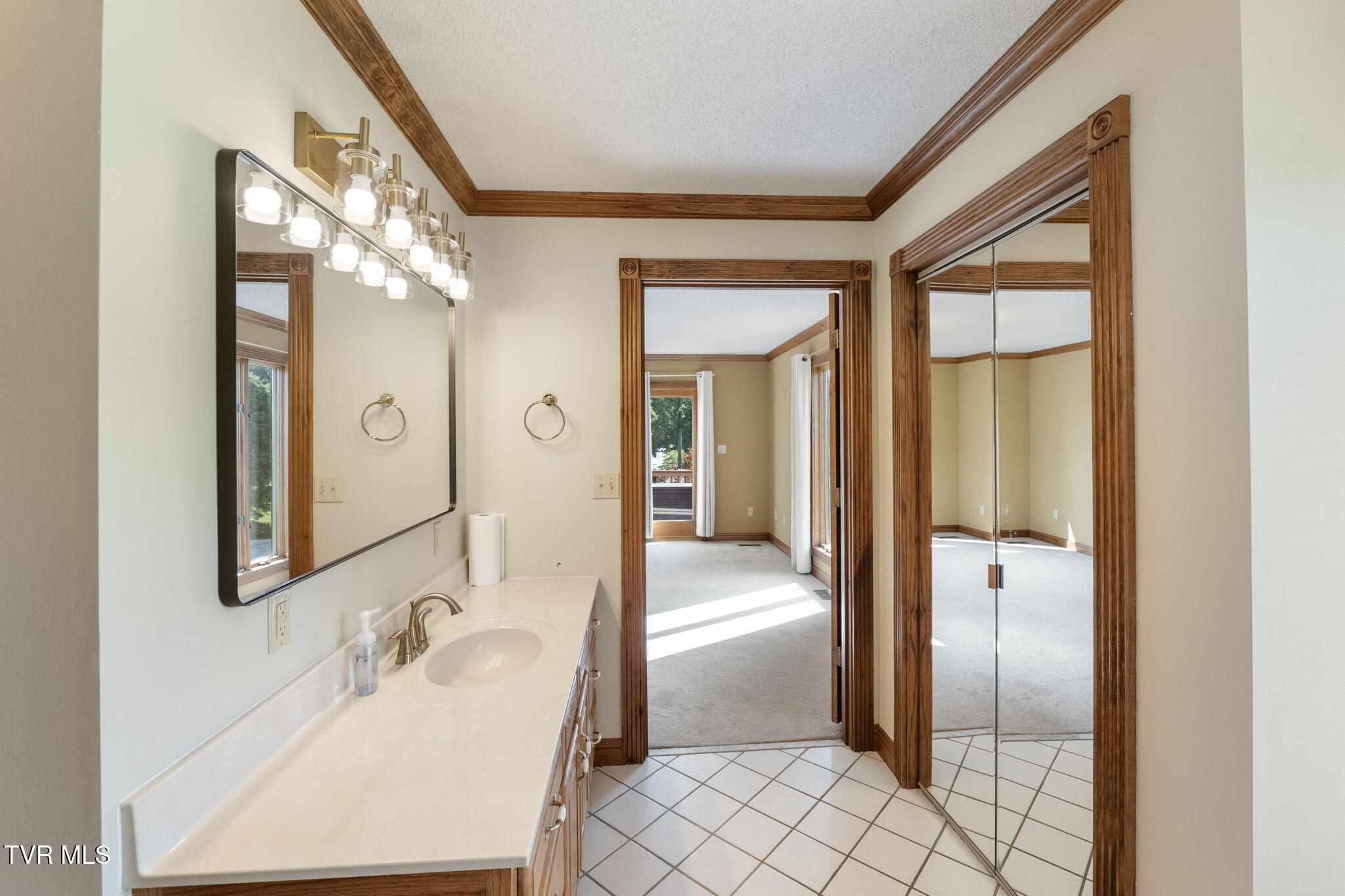 21580 Moonlight Bay Road Property Photo 22