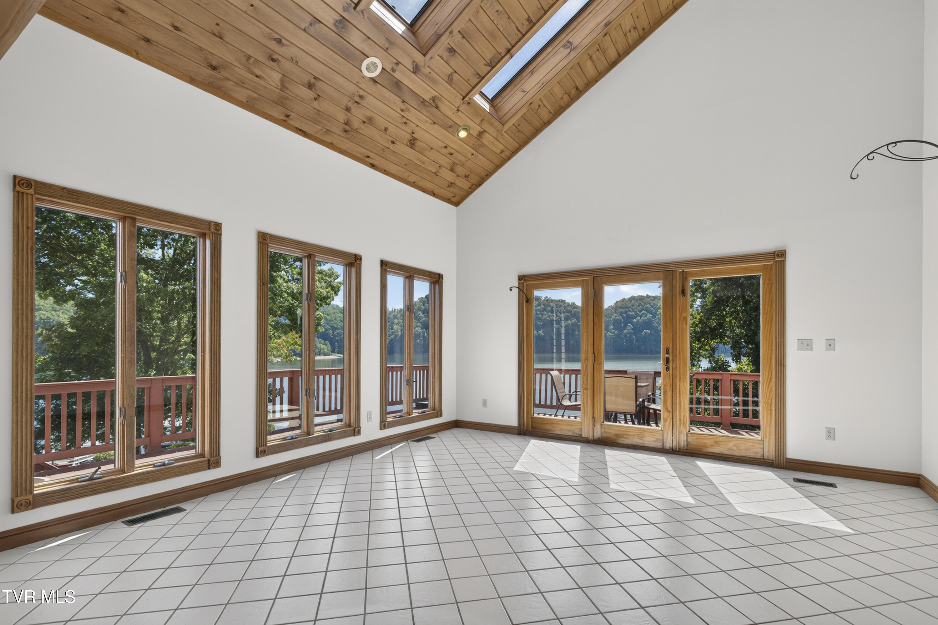 21580 Moonlight Bay Road Property Photo 42