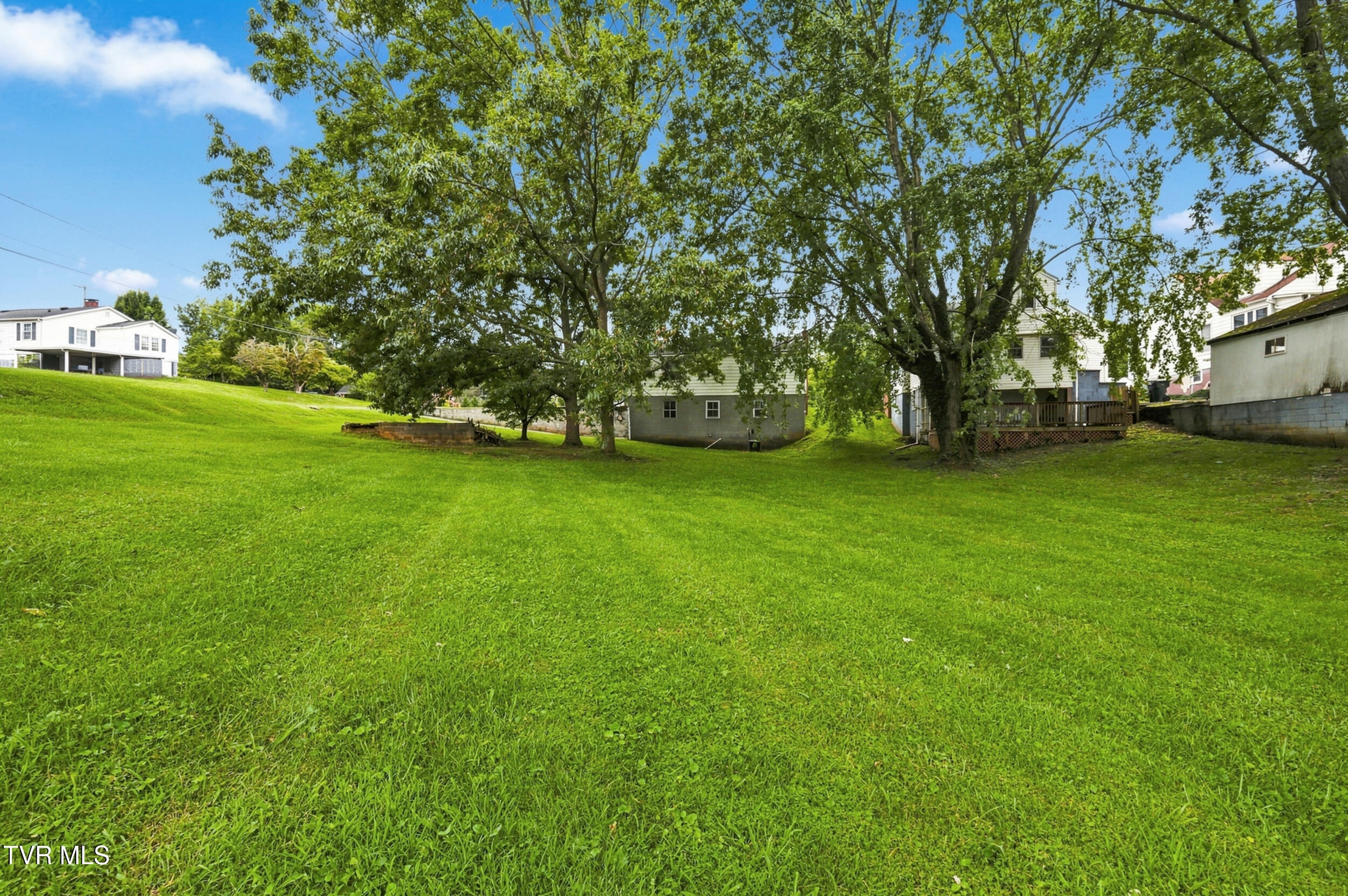 246 Randolph Street Property Photo 8