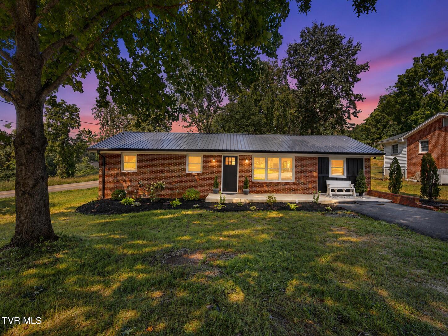 1201 High Street Property Photo 1