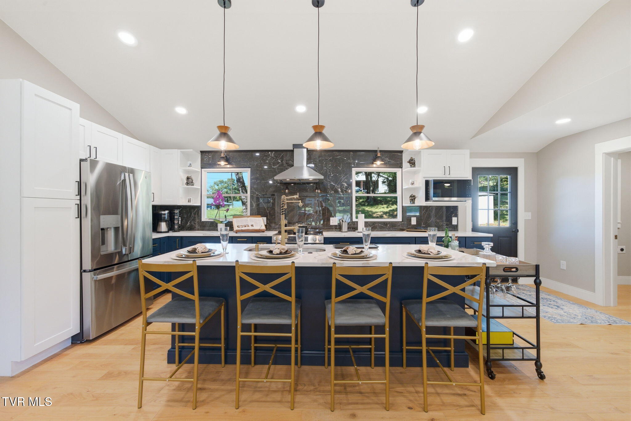 1201 High Street Property Photo 10