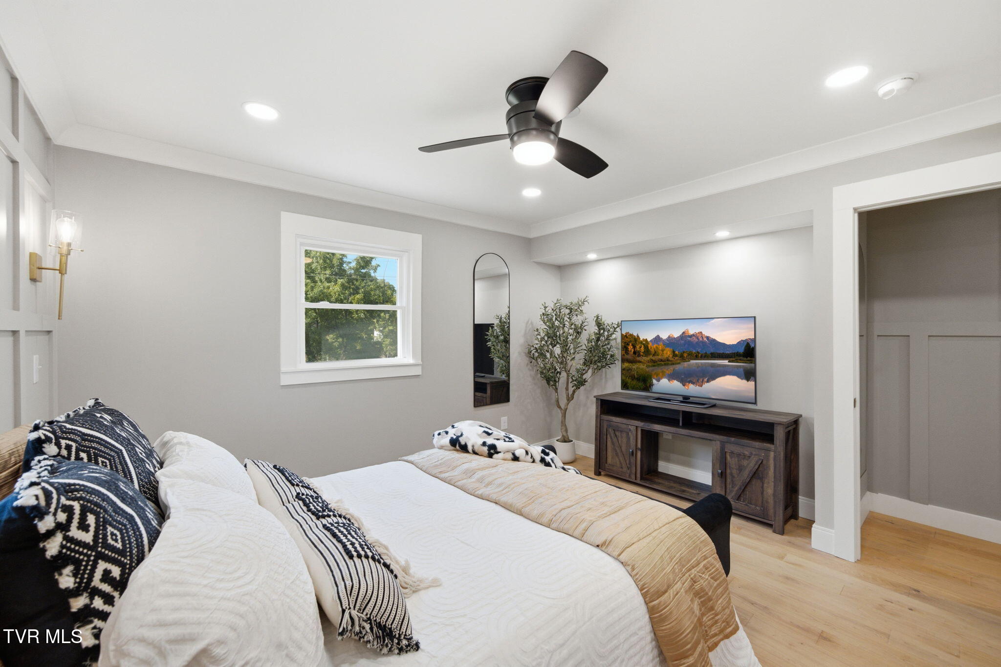 1201 High Street Property Photo 16