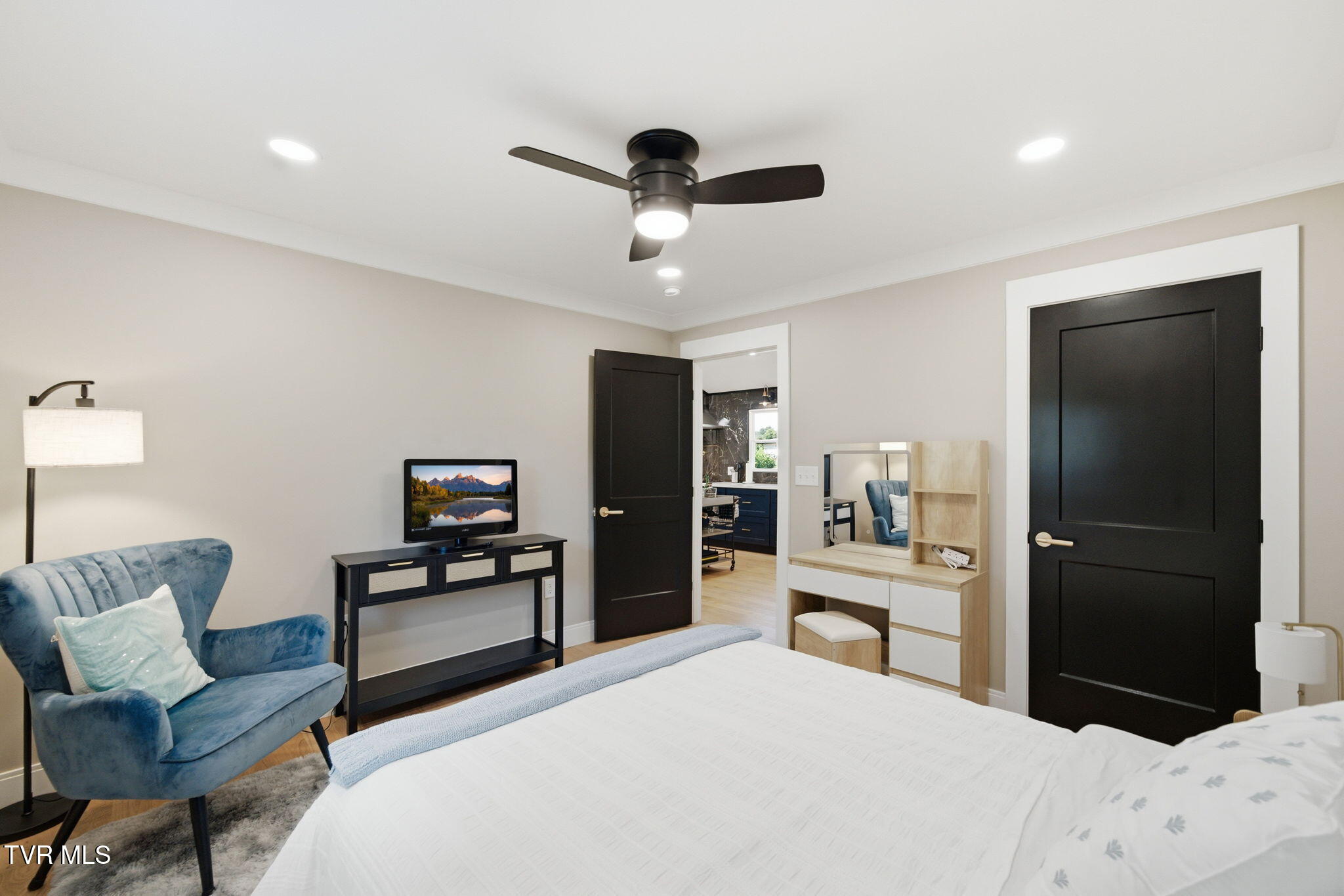 1201 High Street Property Photo 21