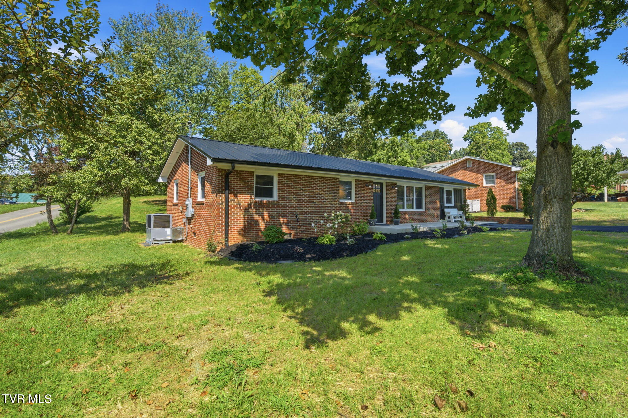 1201 High Street Property Photo 27