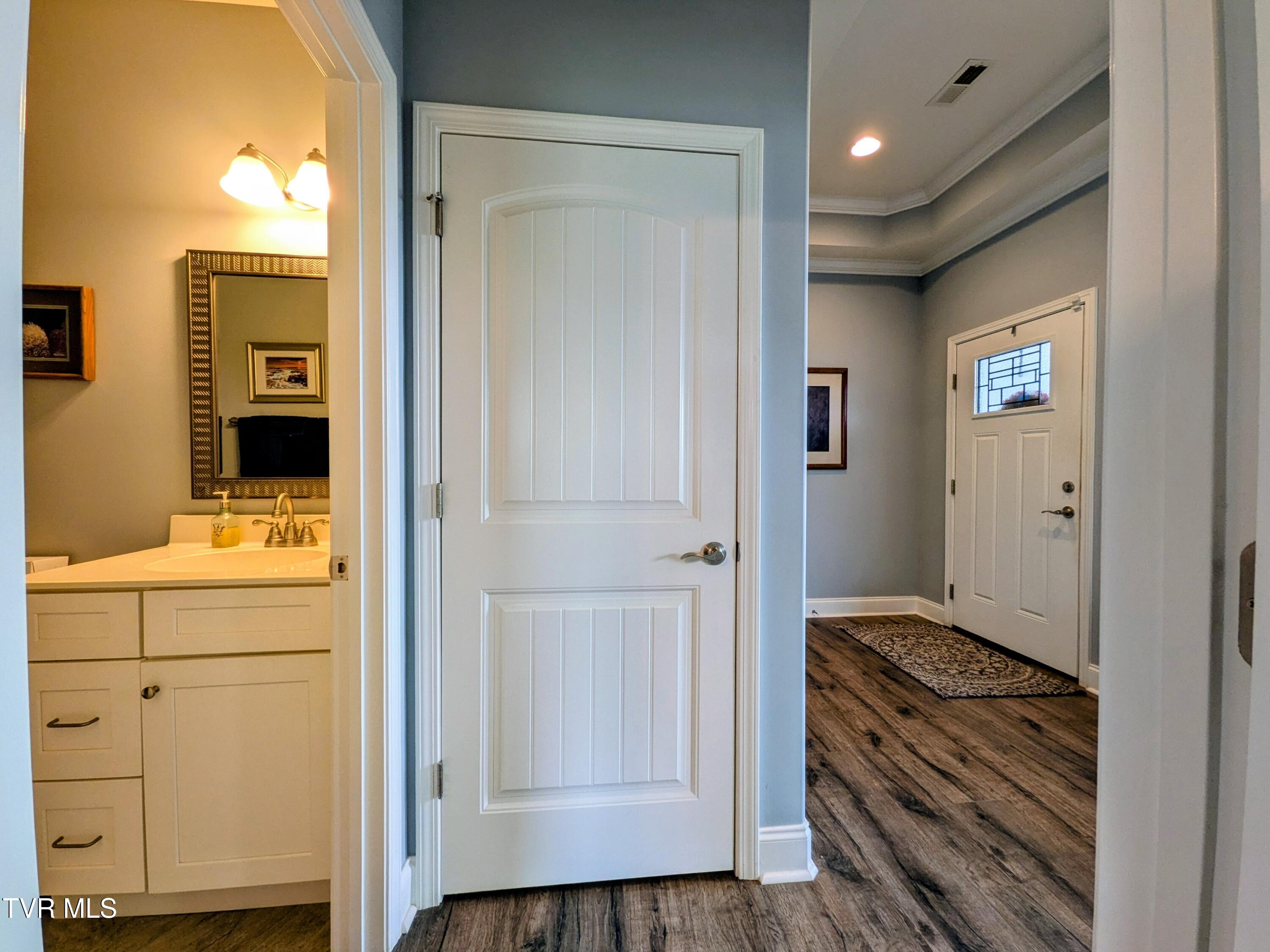 2954 Southbridge Road Property Photo 11