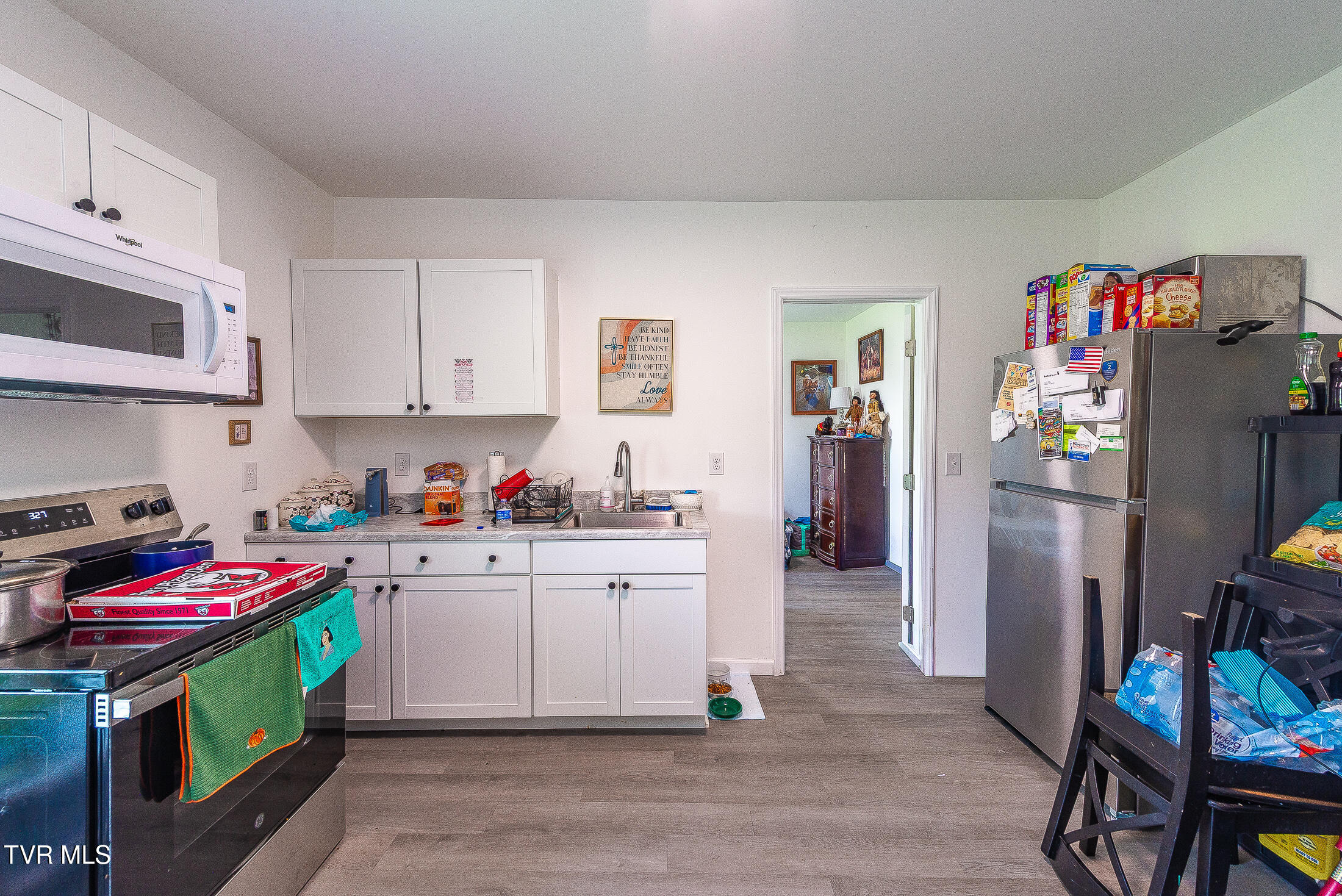 526 Dale Street Property Photo 6