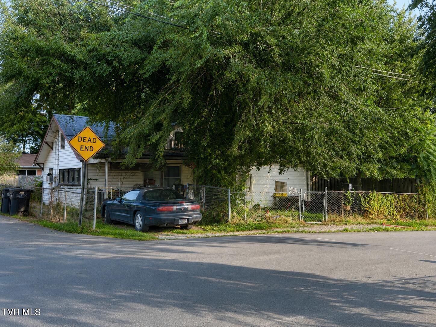 1845 Park Street 1849 Property Photo 4