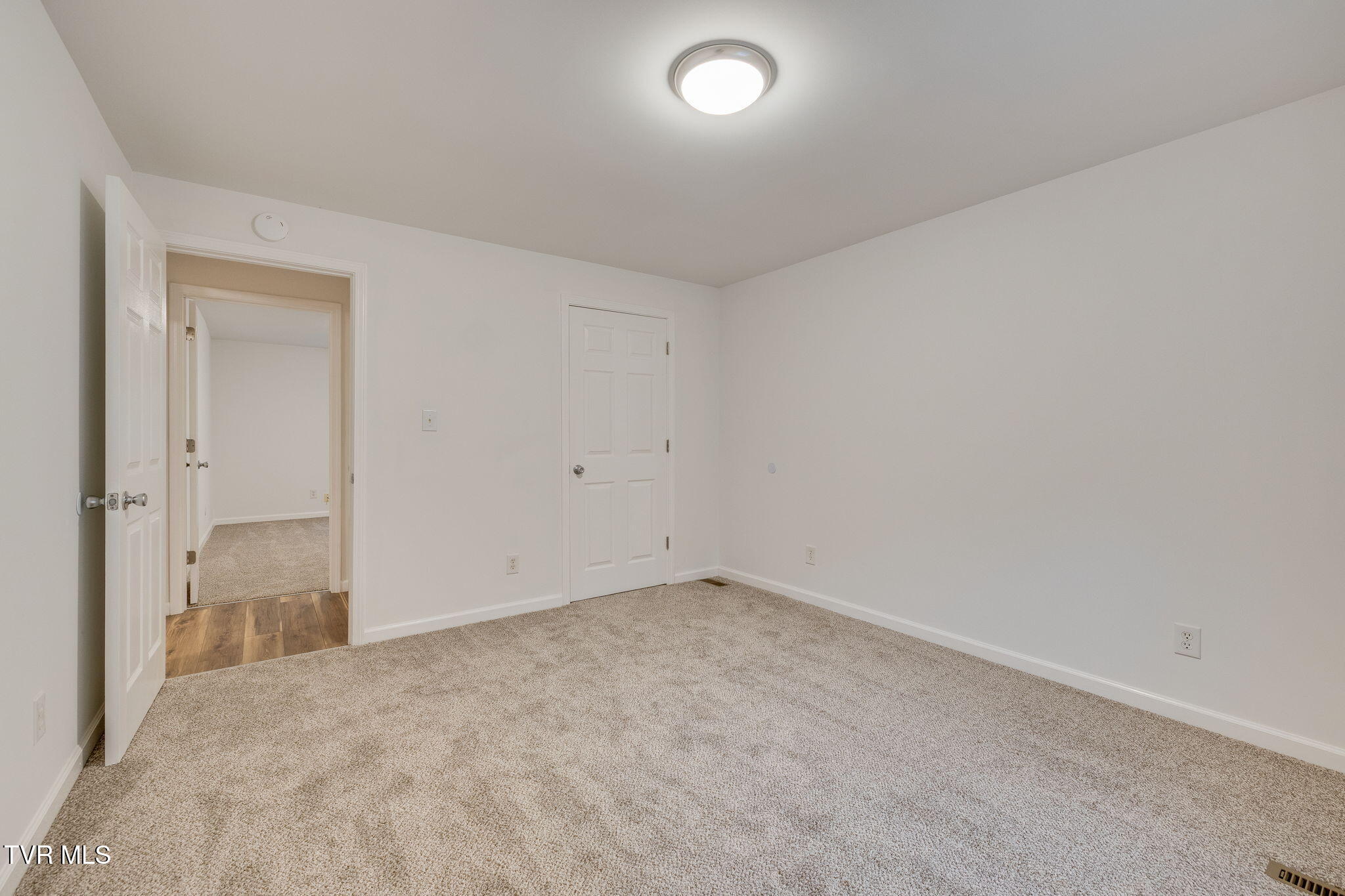 1300 Saratoga Road Property Photo 20