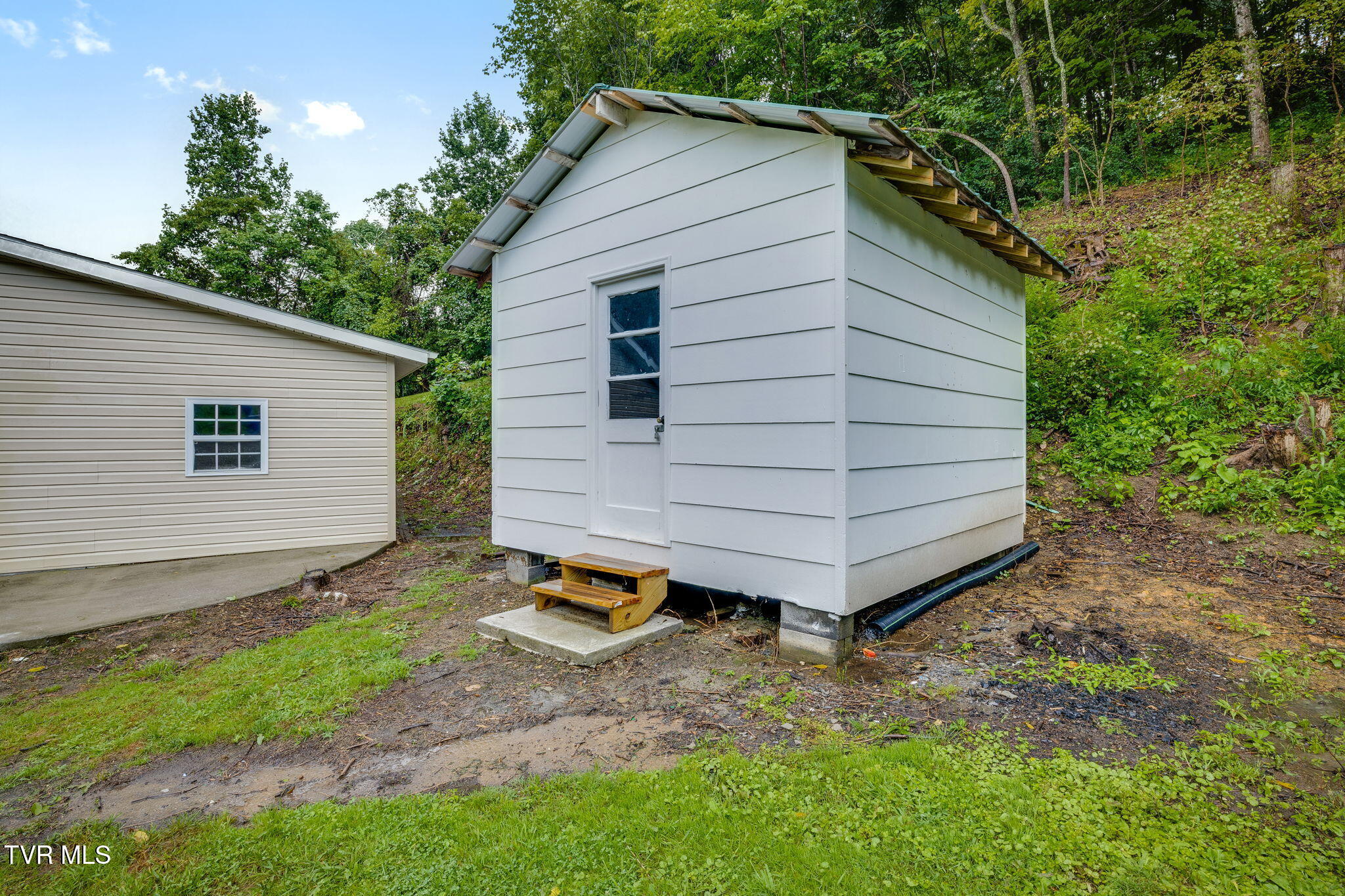 1300 Saratoga Road Property Photo 21