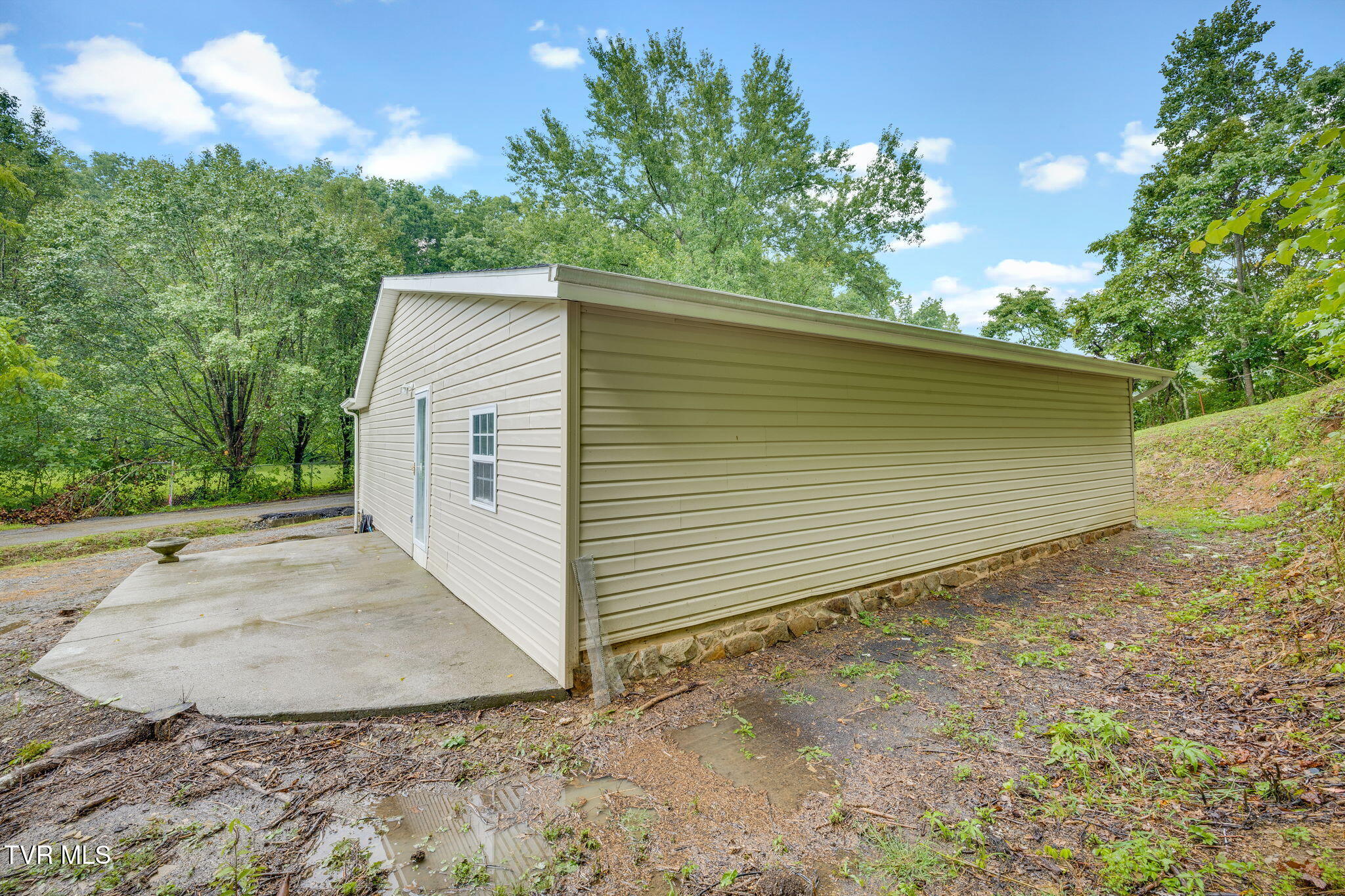 1300 Saratoga Road Property Photo 22