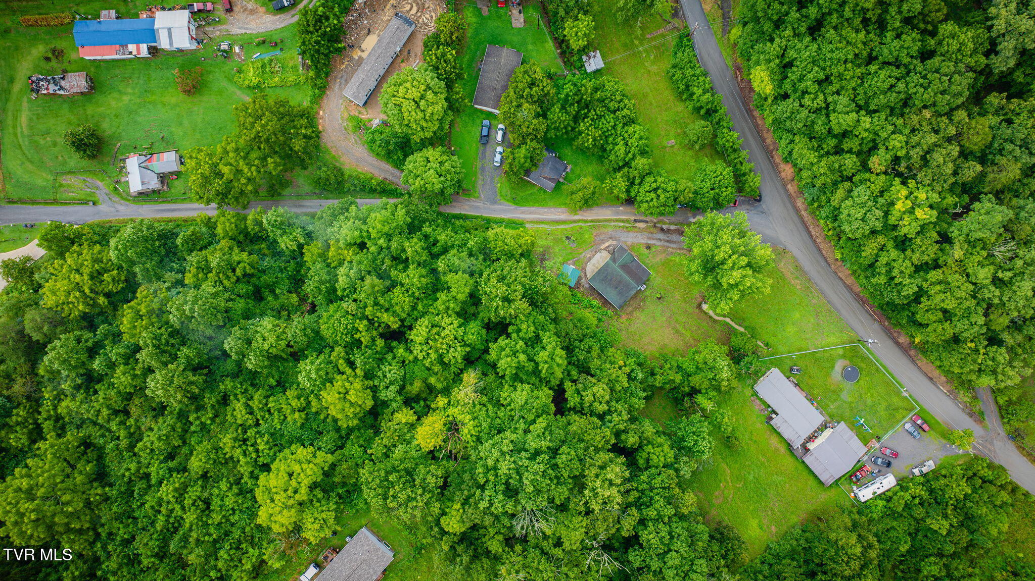 1300 Saratoga Road Property Photo 28
