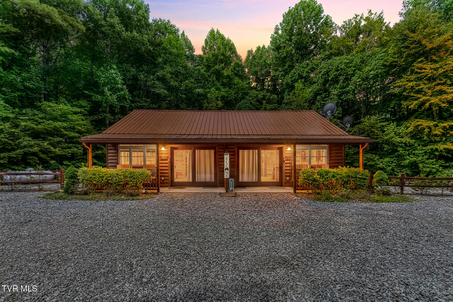 154 State Highway 143 Property Photo 3