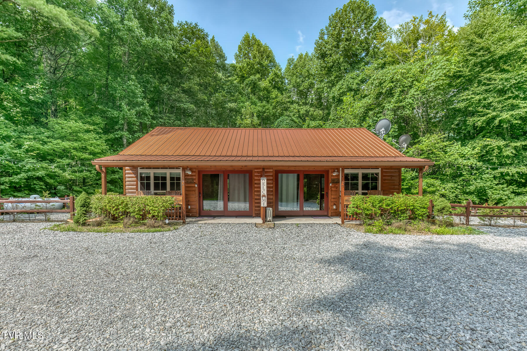 154 State Highway 143 Property Photo 4