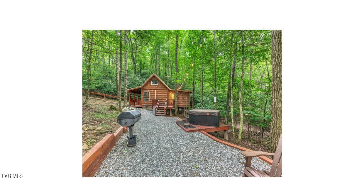 154 State Highway 143 Property Photo 16
