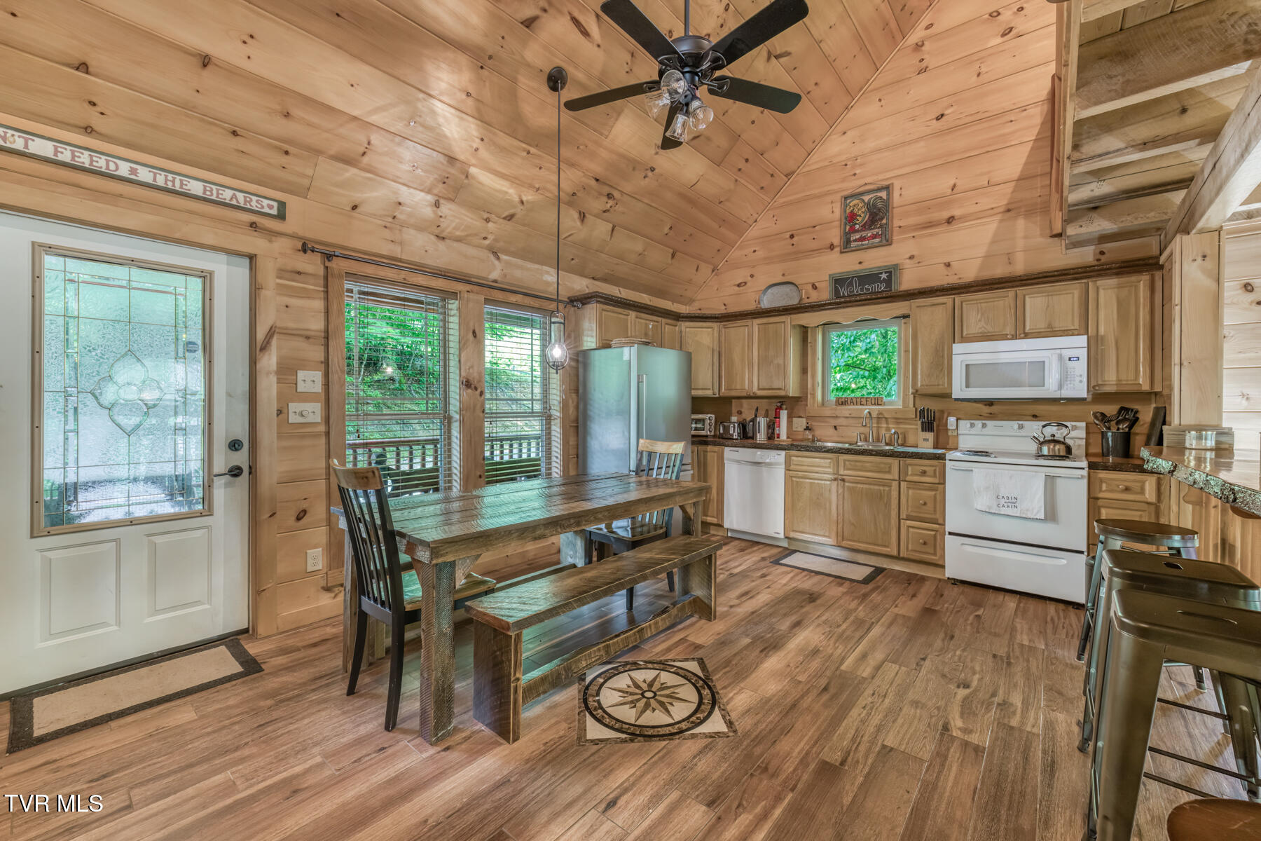 154 State Highway 143 Property Photo 105