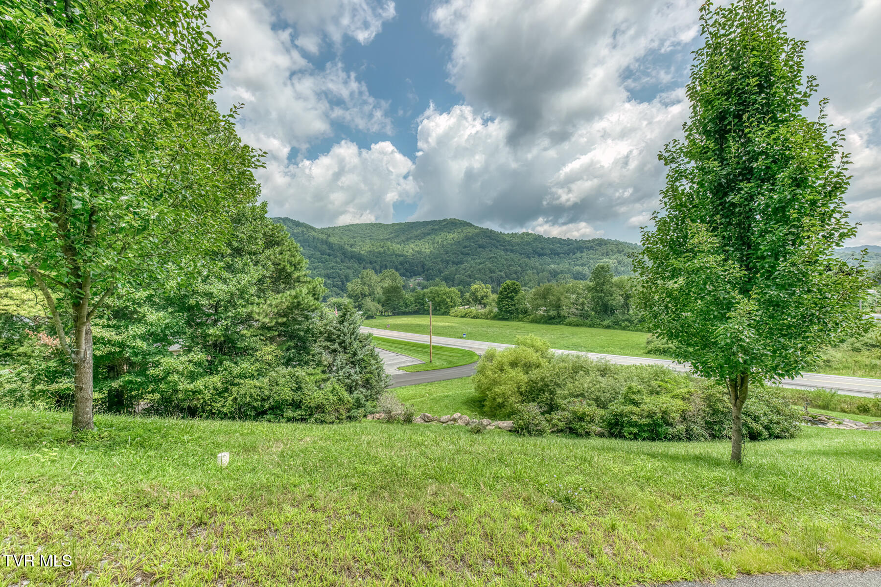 154 State Highway 143 Property Photo 114