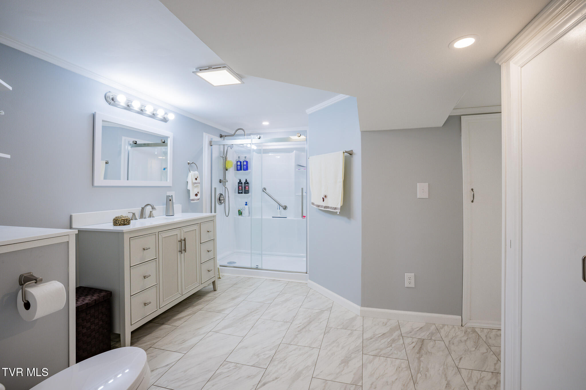 140 Tanglewood Drive Property Photo 45