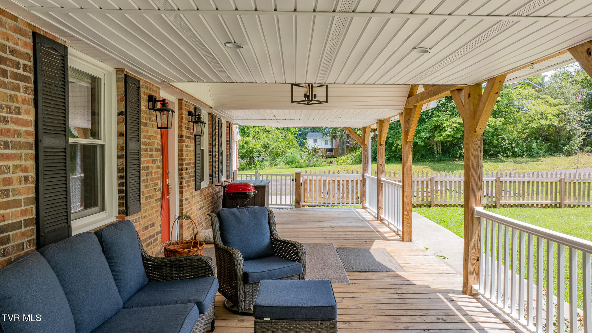 140 Tanglewood Drive Property Photo 49
