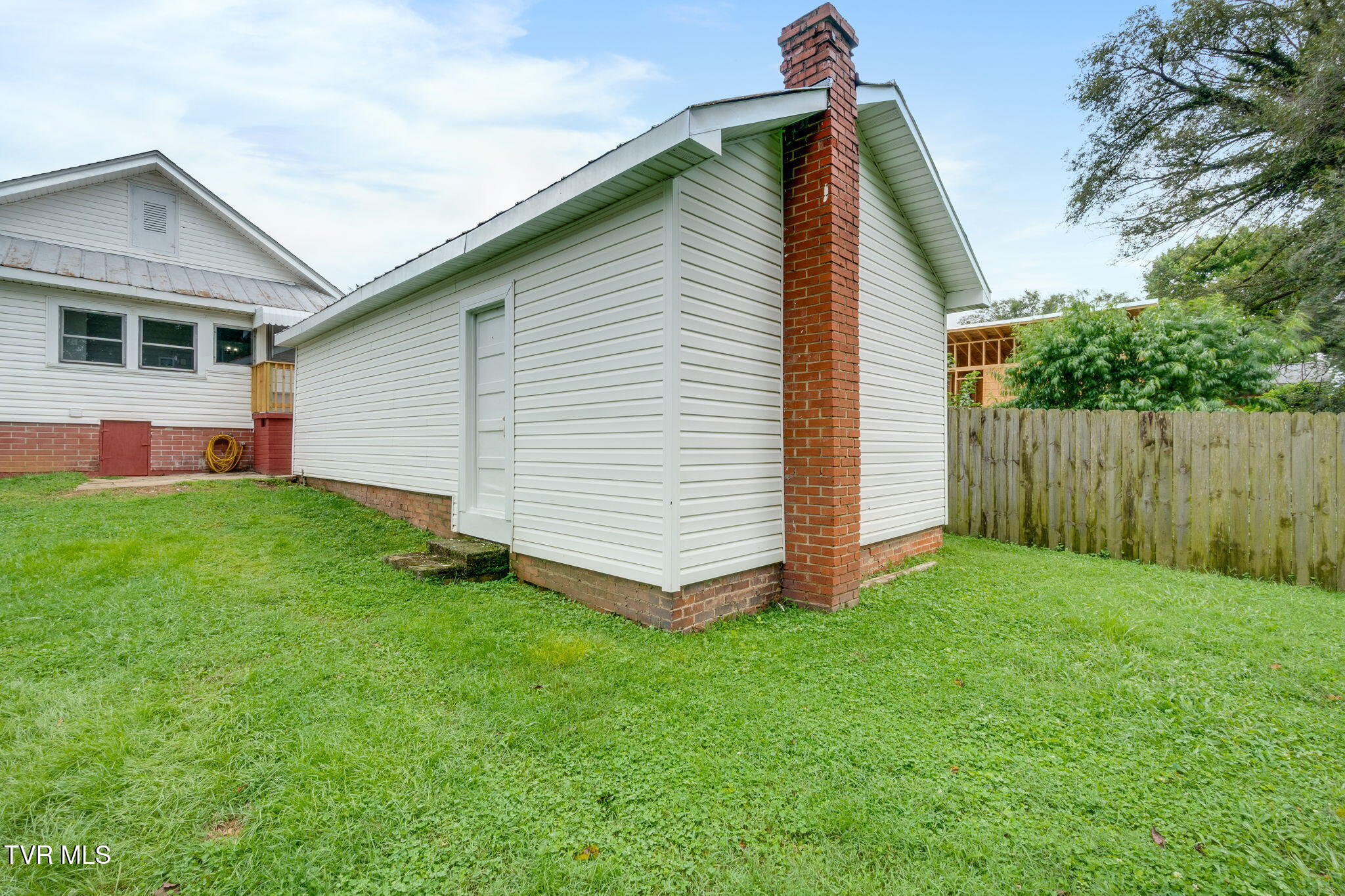 942 Fairview Avenue Property Photo 38