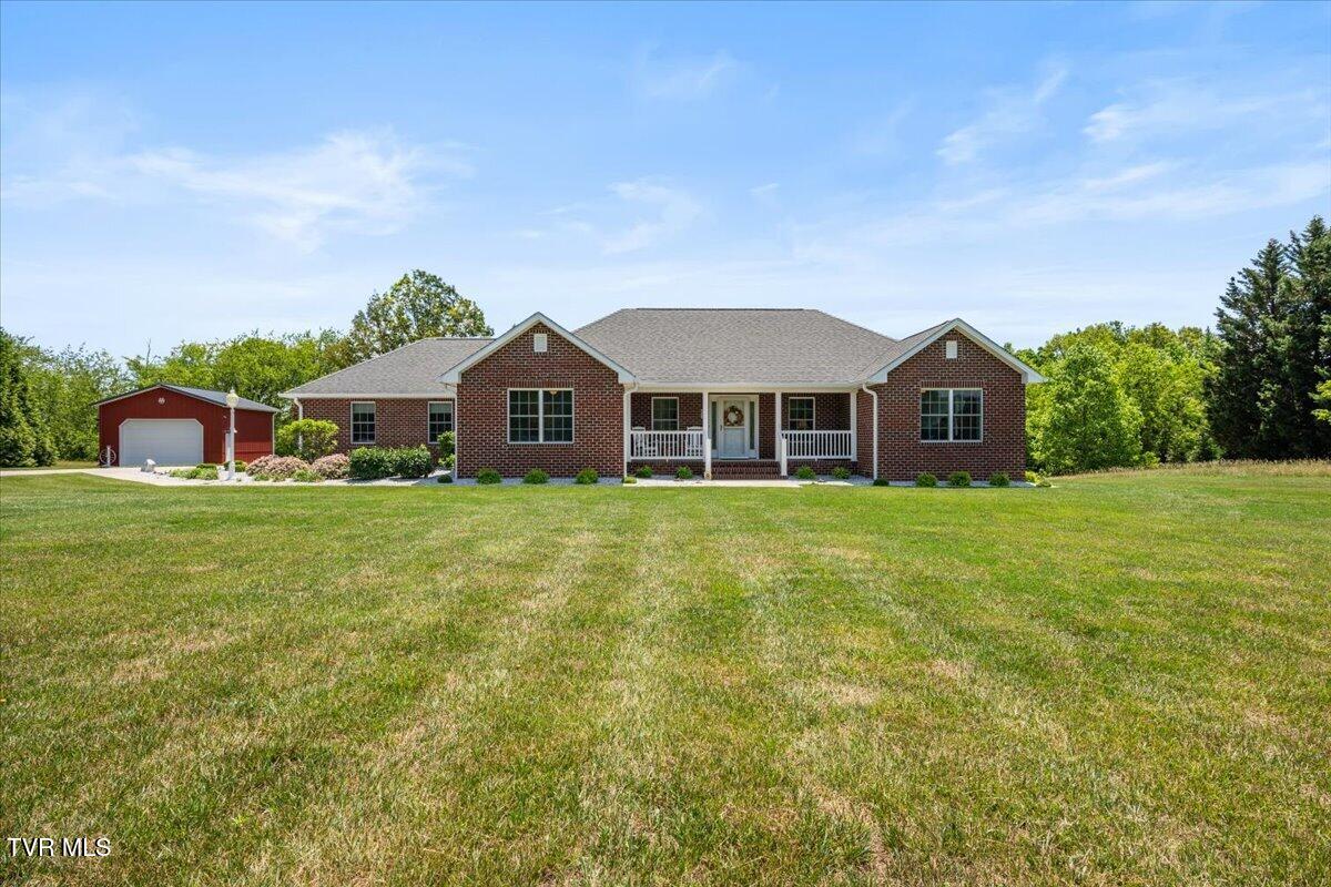 898 Bear Trail Property Photo 11