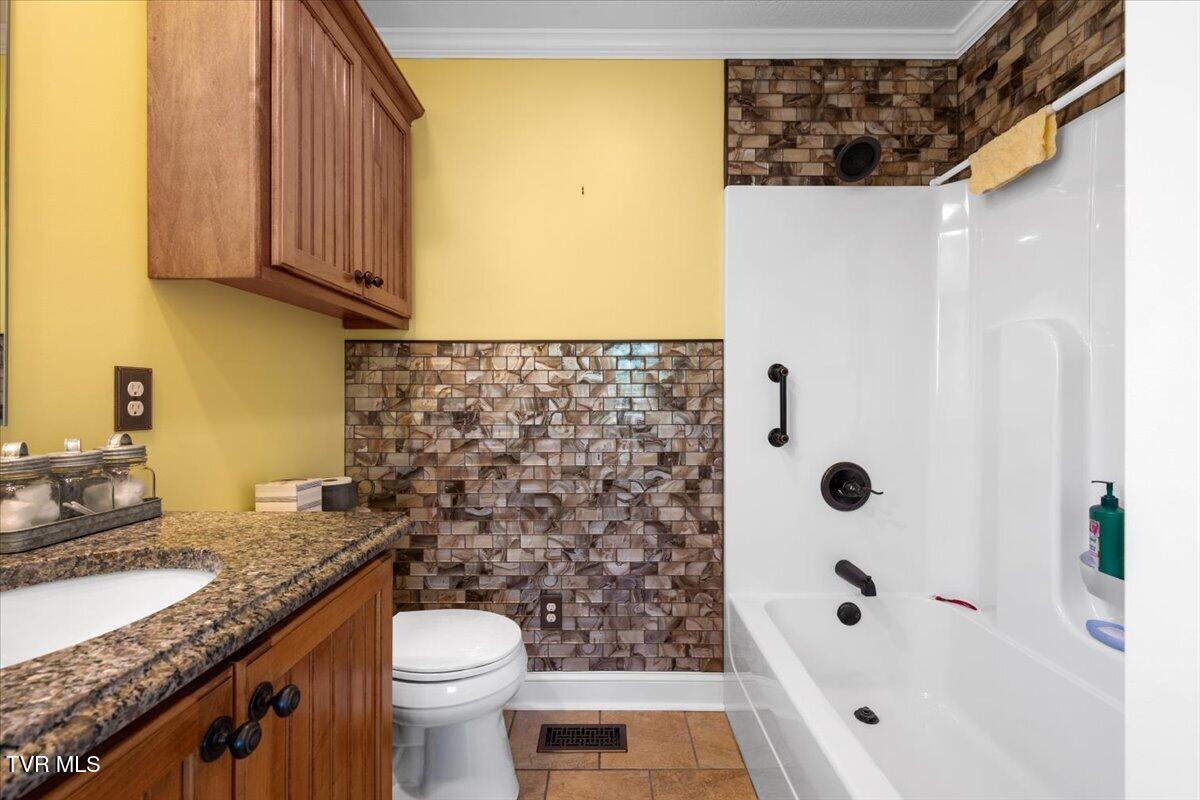 898 Bear Trail Property Photo 30