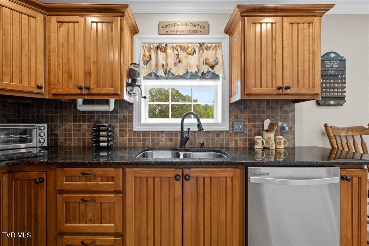 898 Bear Trail Property Photo 43