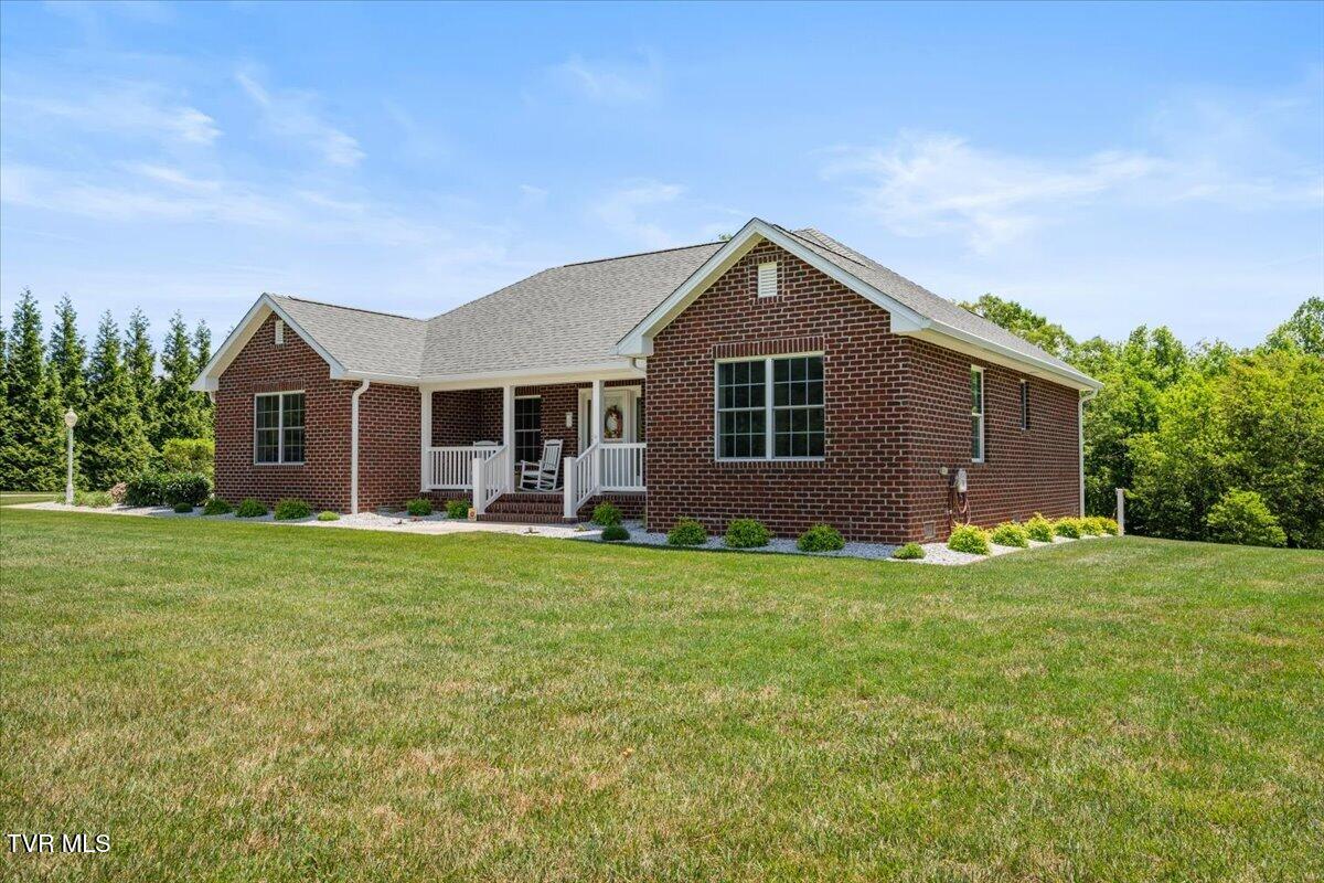 898 Bear Trail Property Photo 58