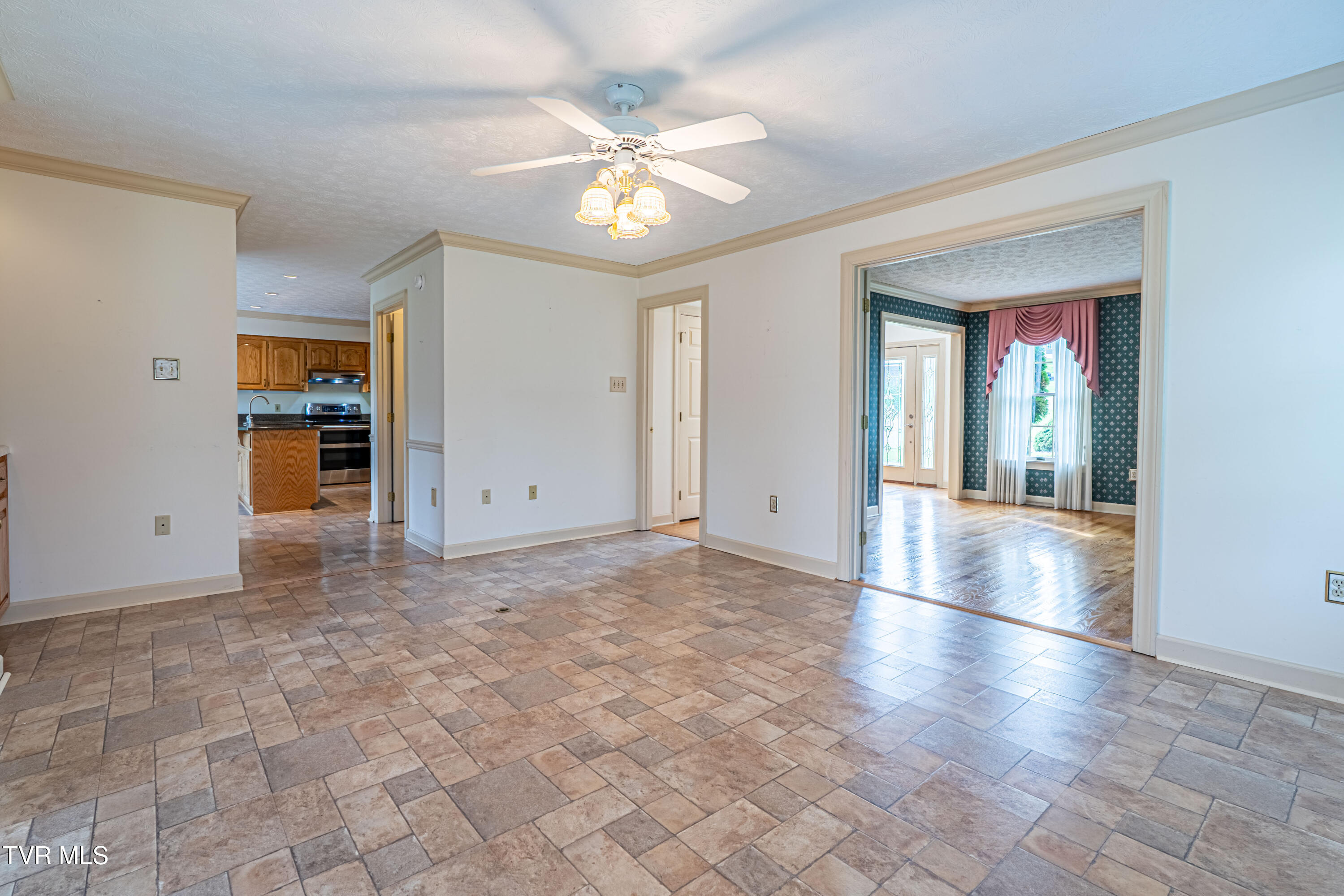 920 Sawgrass Circle Property Photo 14