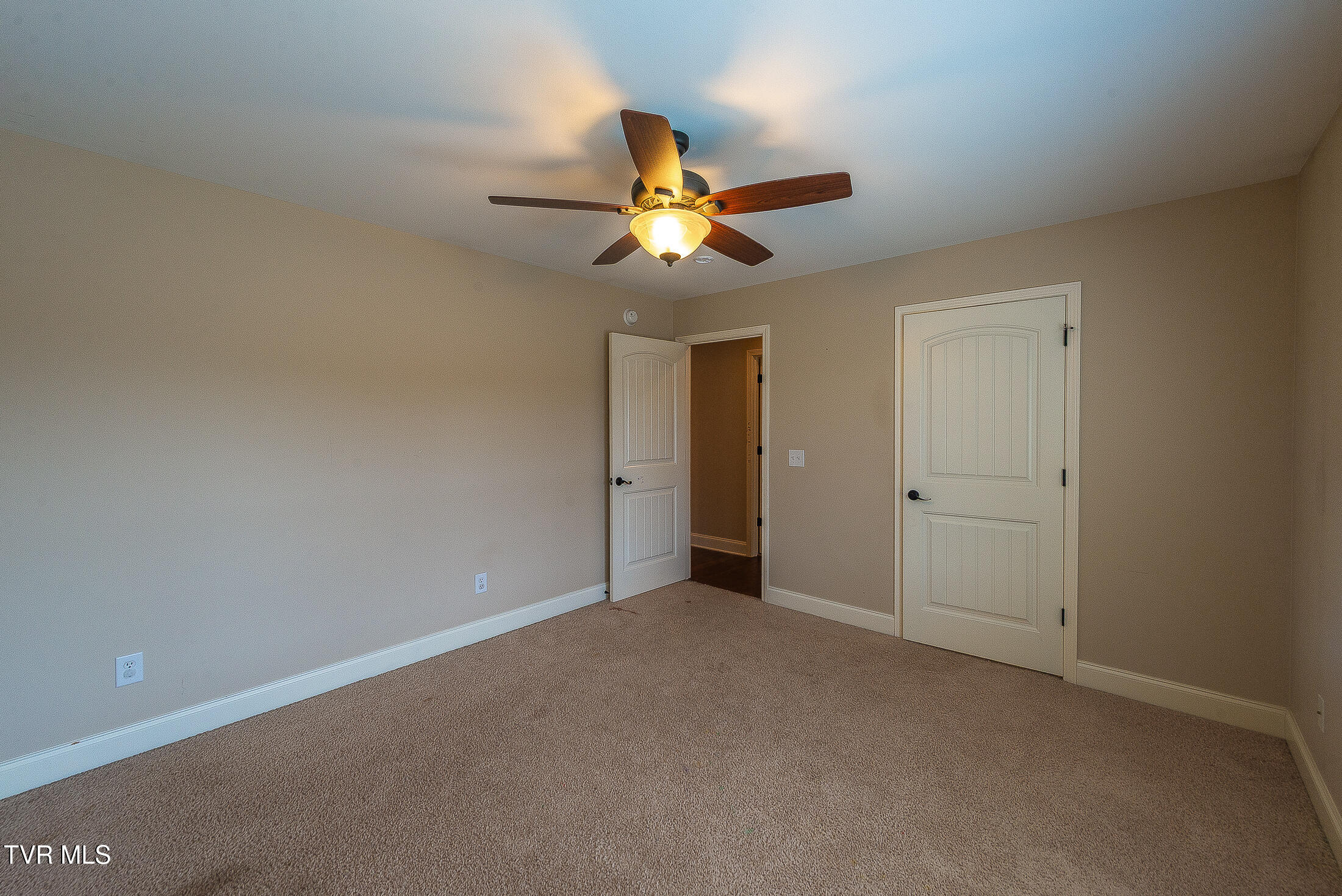 3017 Calton Hill Property Photo 45