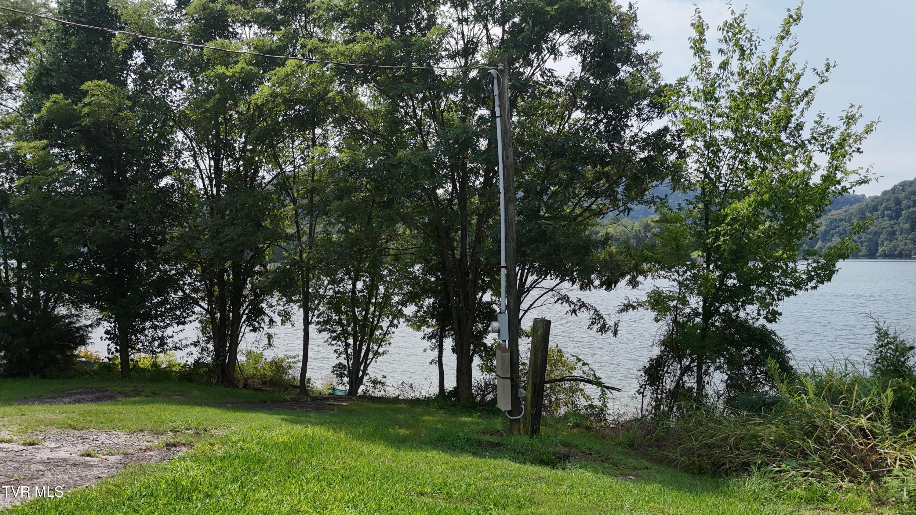 246 Cherokee Boat Dock Road Property Photo 27