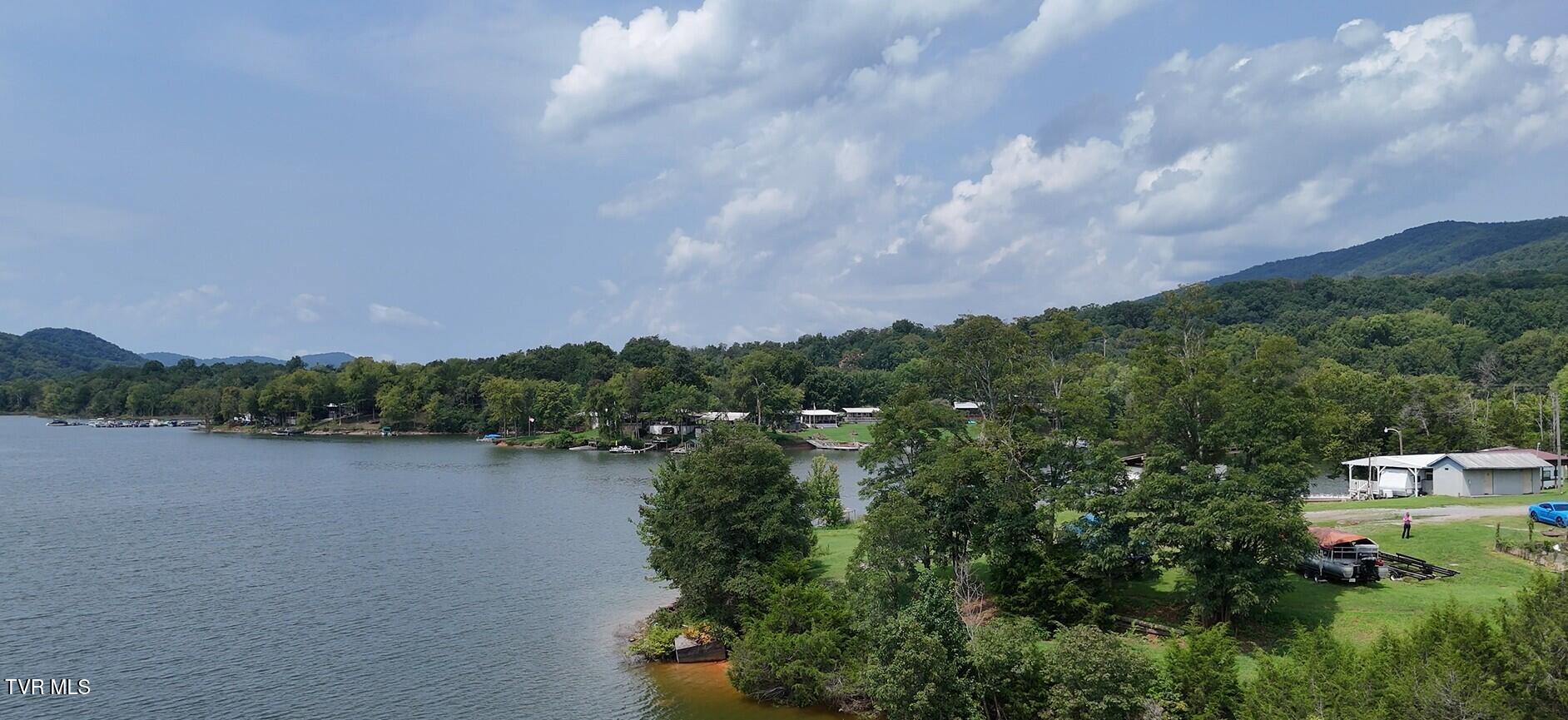 246 Cherokee Boat Dock Road Property Photo 28