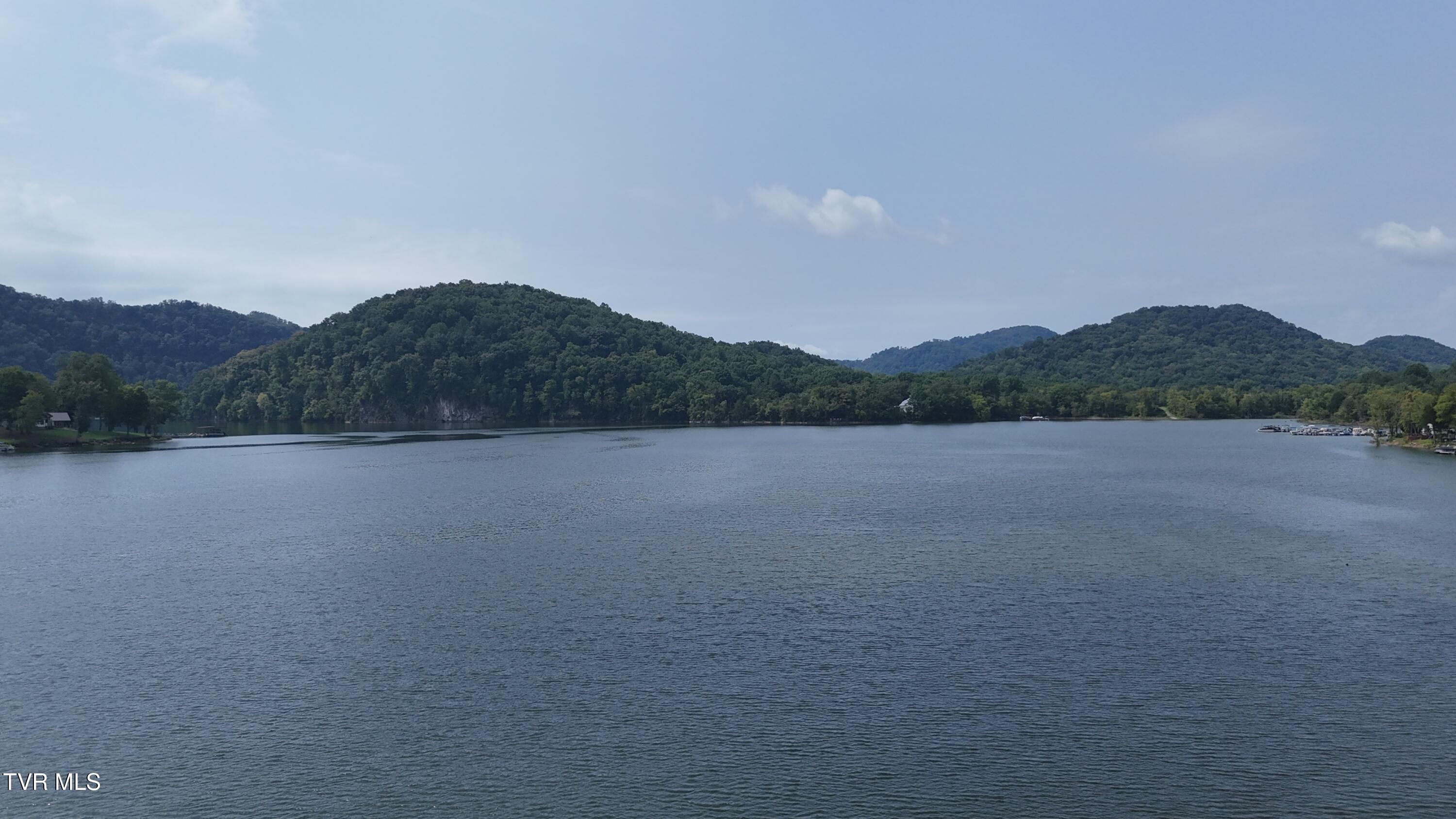 246 Cherokee Boat Dock Road Property Photo 31