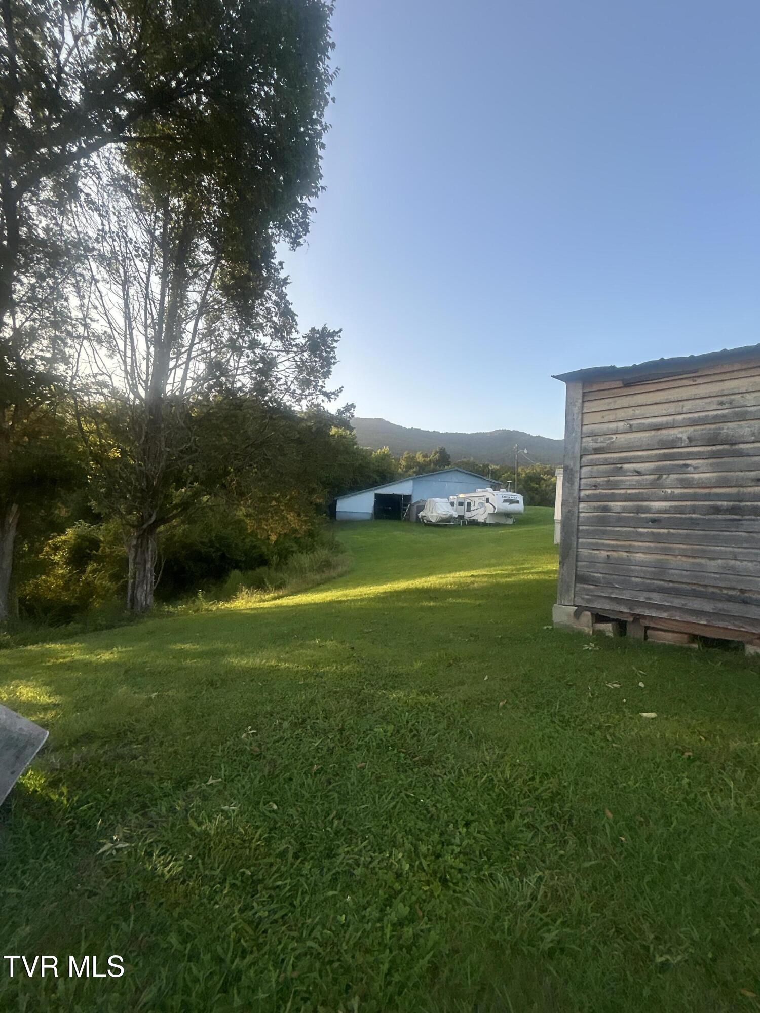 246 Cherokee Boat Dock Road Property Photo 34