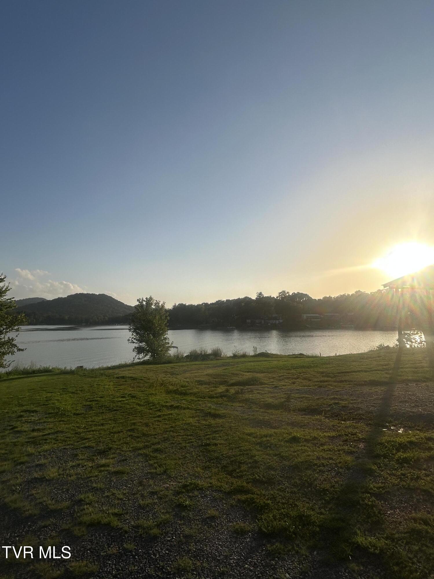 246 Cherokee Boat Dock Road Property Photo 39