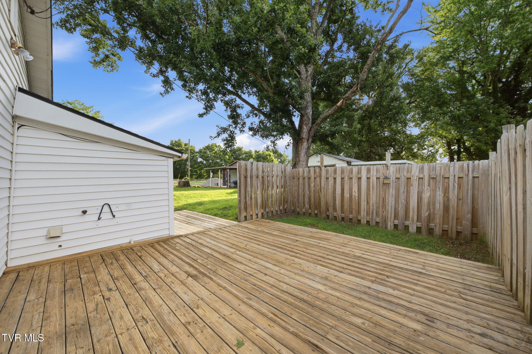1649 E Street Property Photo 29