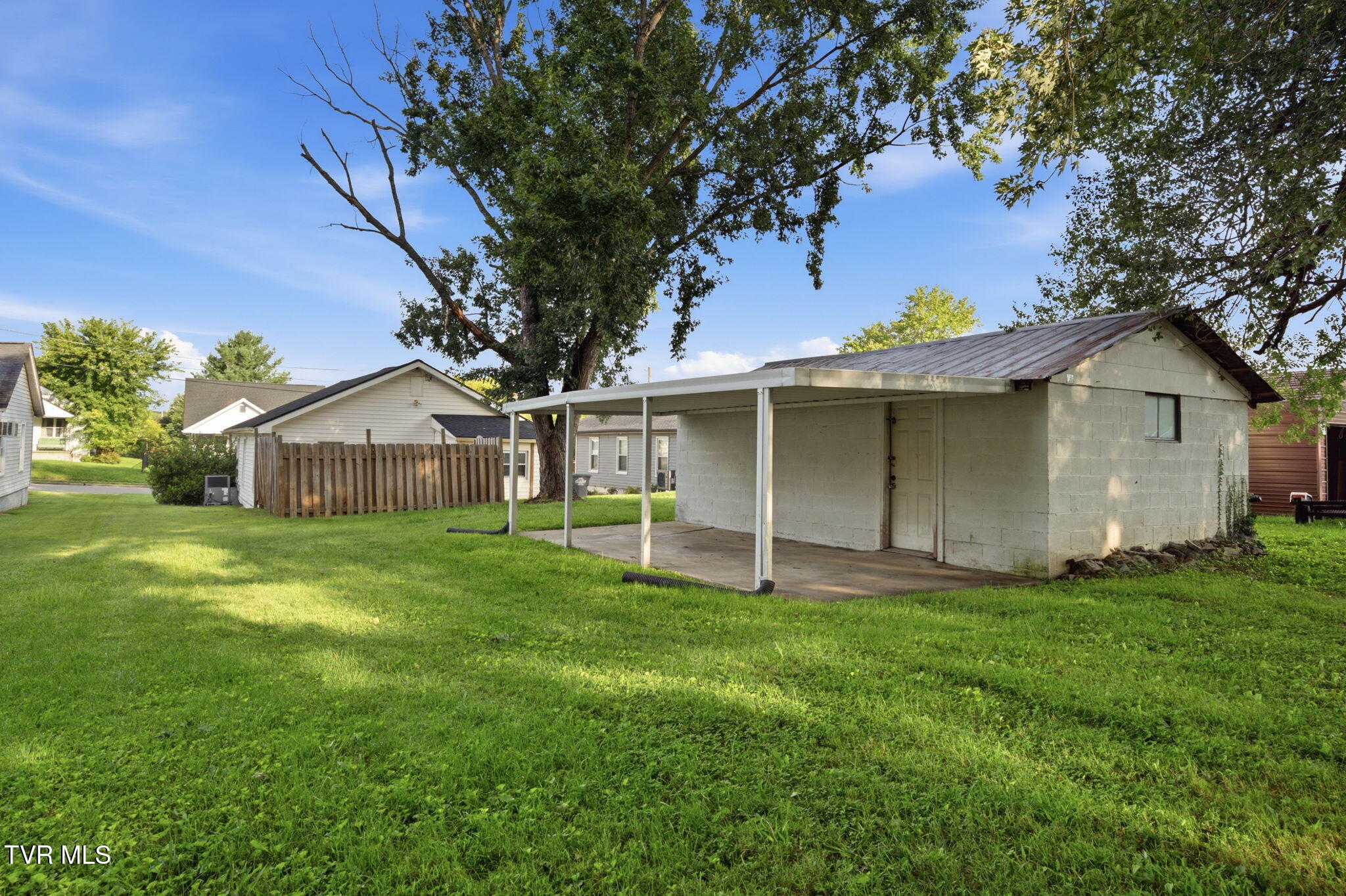 1649 E Street Property Photo 30