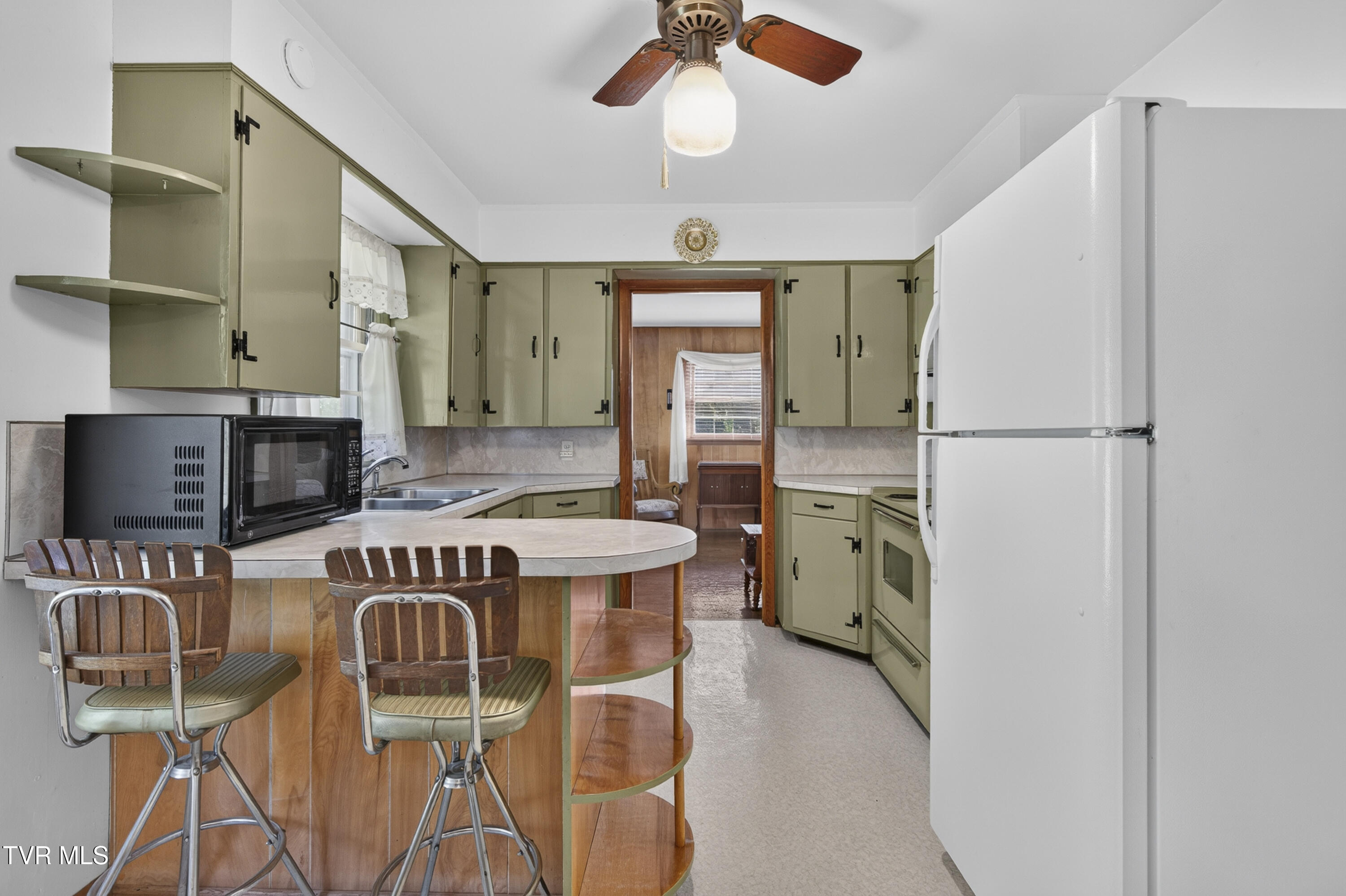 192 2nd Avenue Property Photo 11