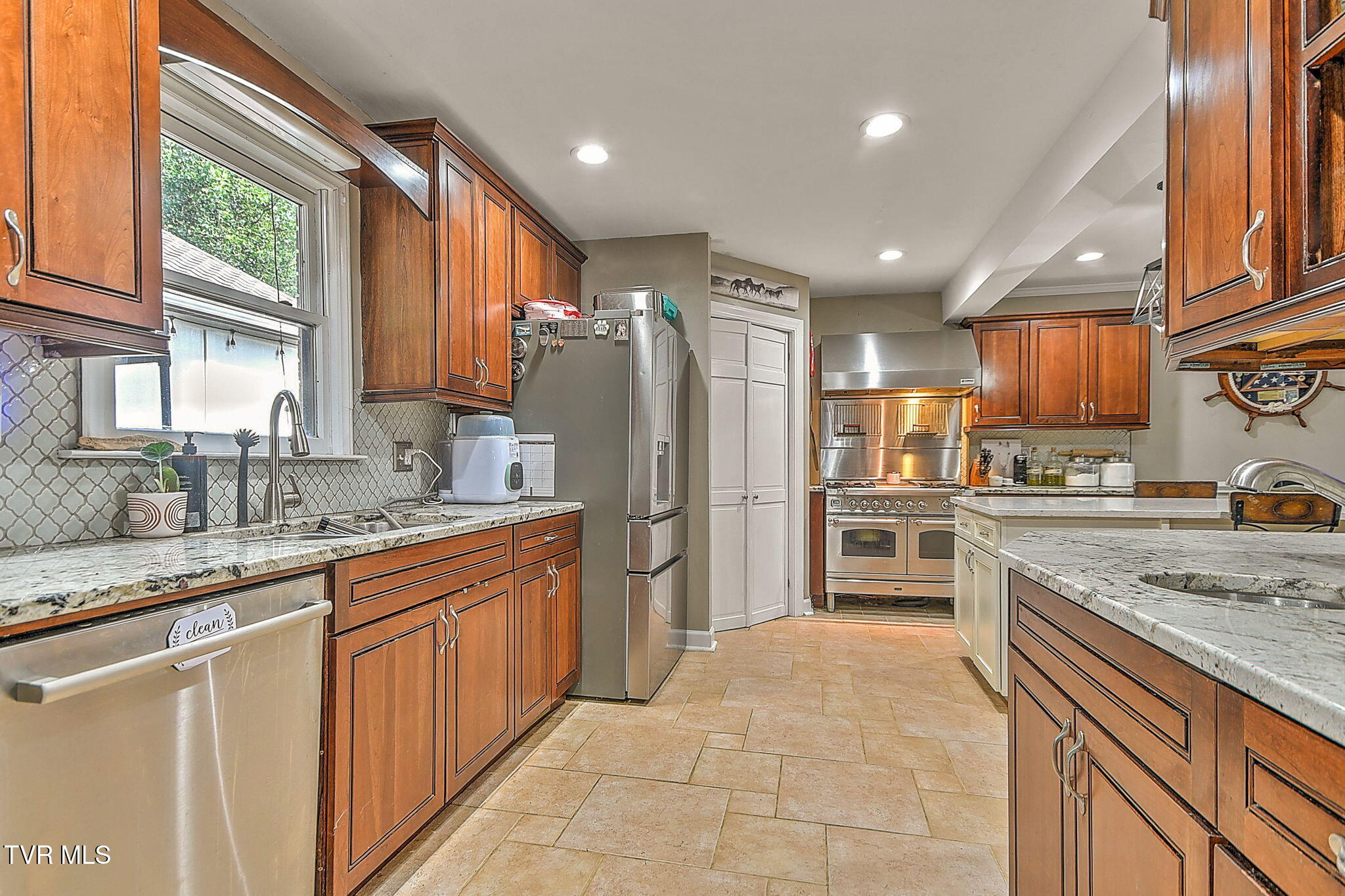 818 Lizabeth Drive Property Photo 15
