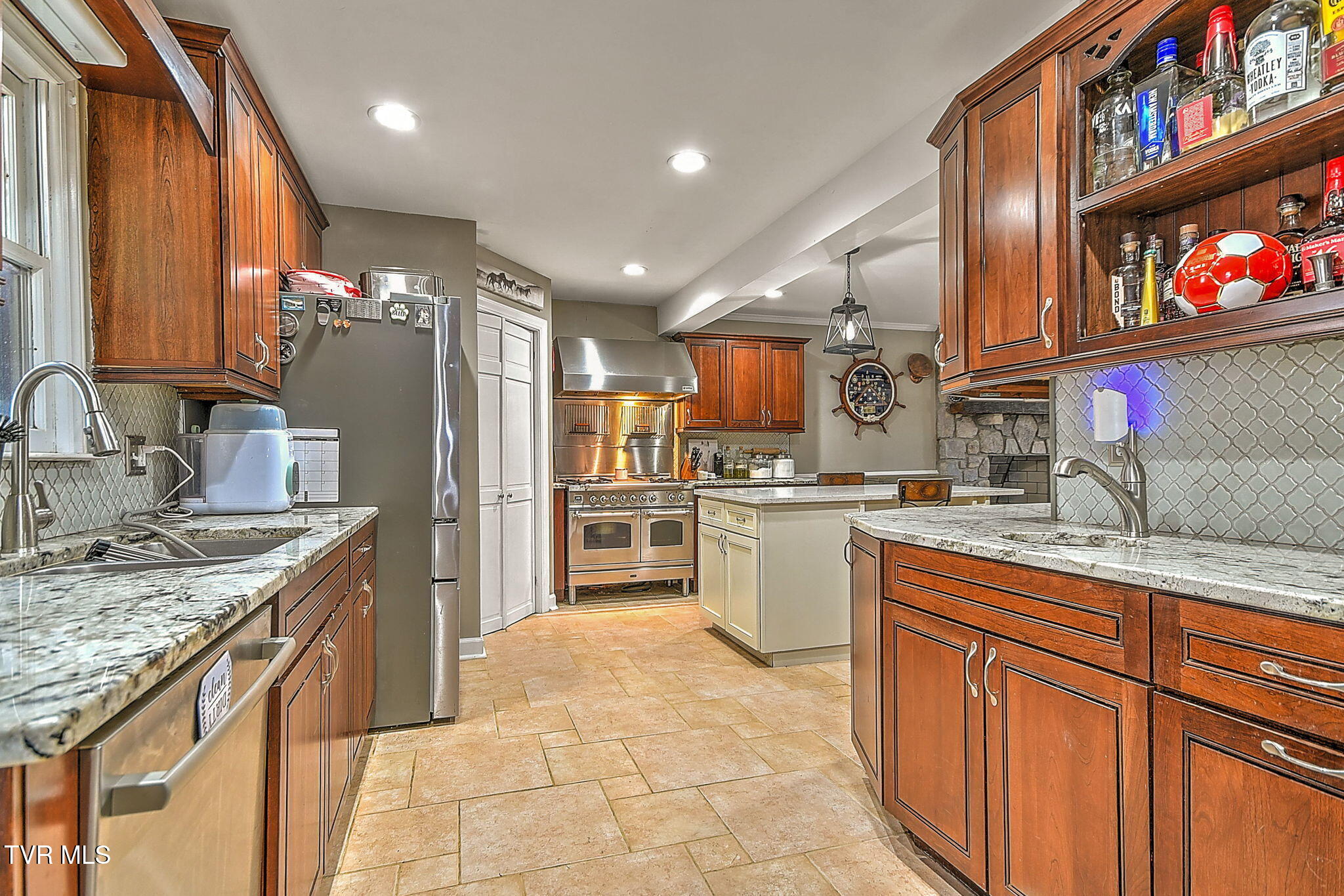 818 Lizabeth Drive Property Photo 16
