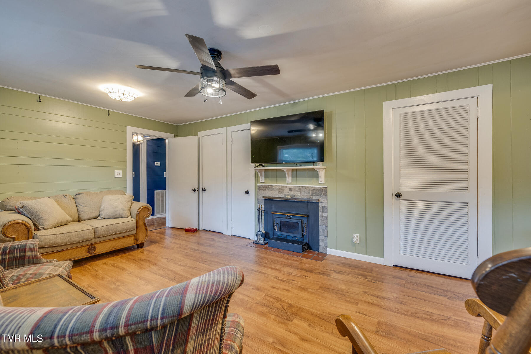 1268 Catawba Street Property Photo 8