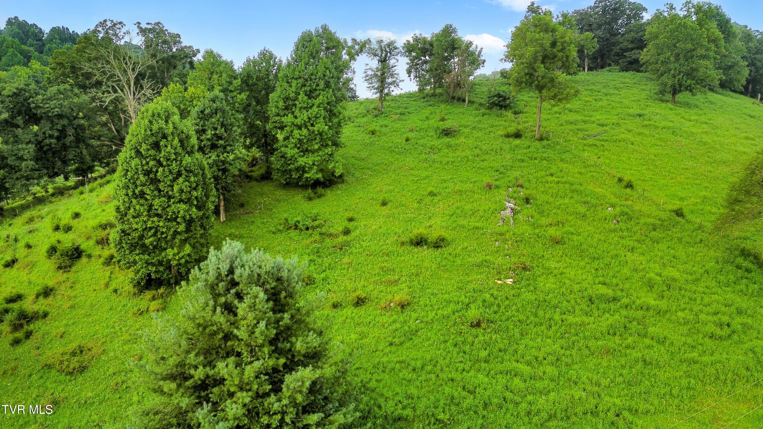18026 Confederate Road Property Photo 13