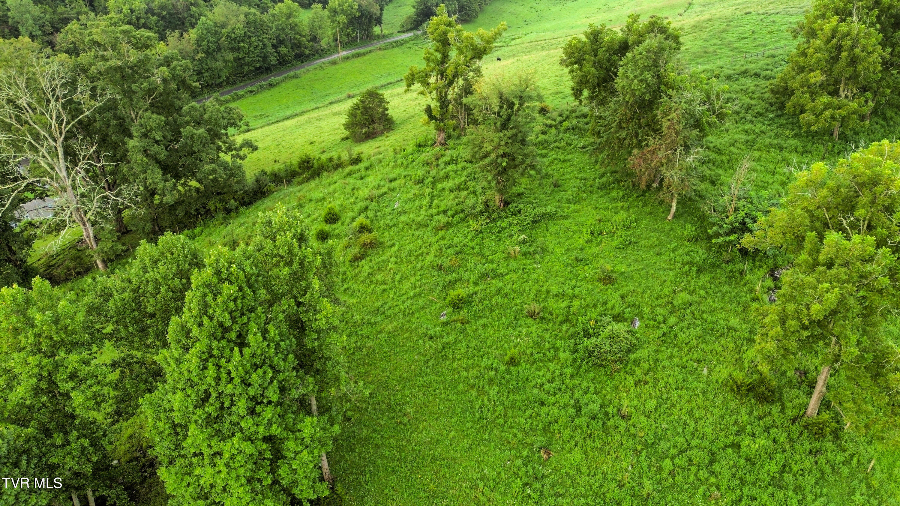 18026 Confederate Road Property Photo 14