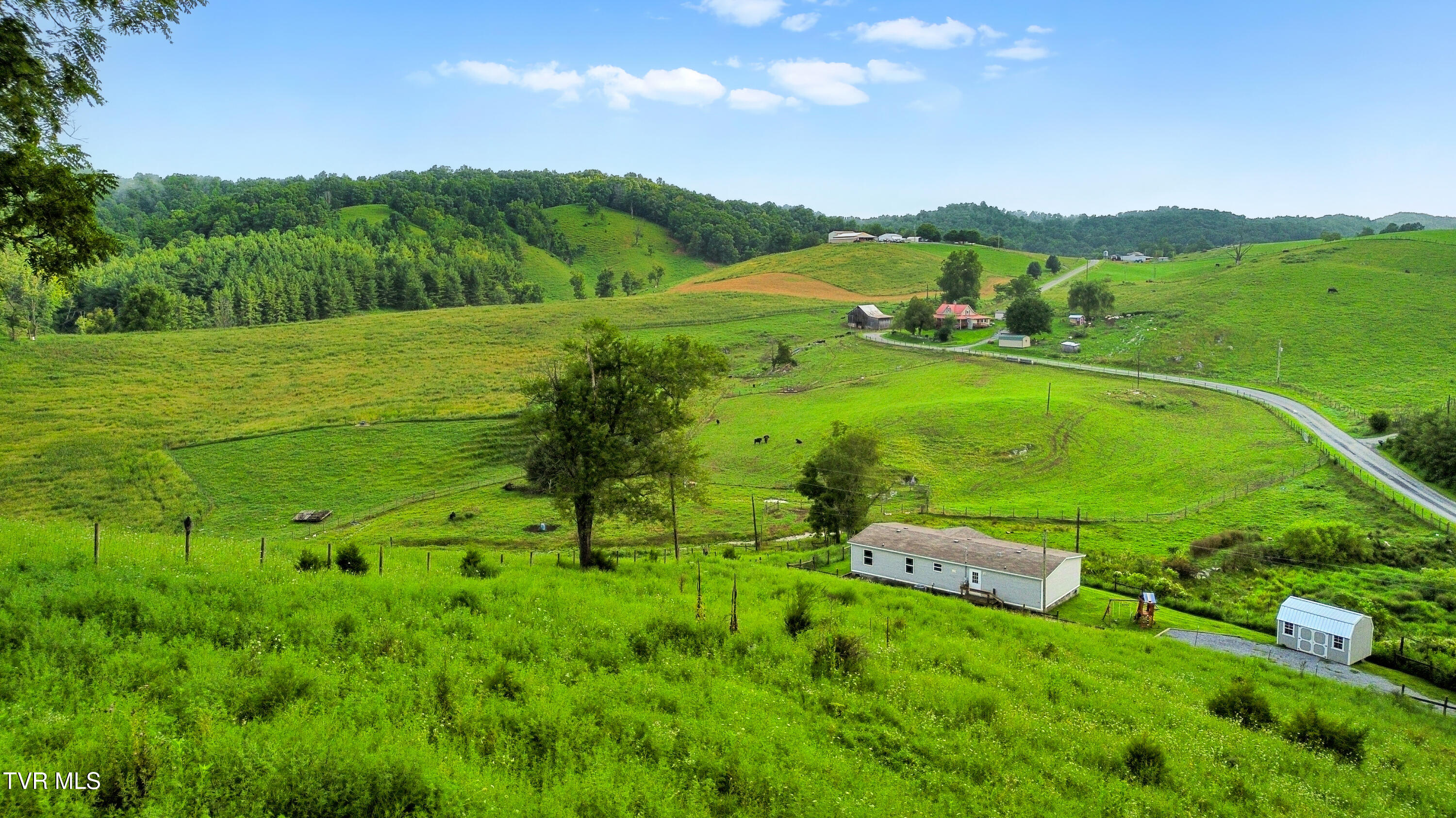 18026 Confederate Road Property Photo 15
