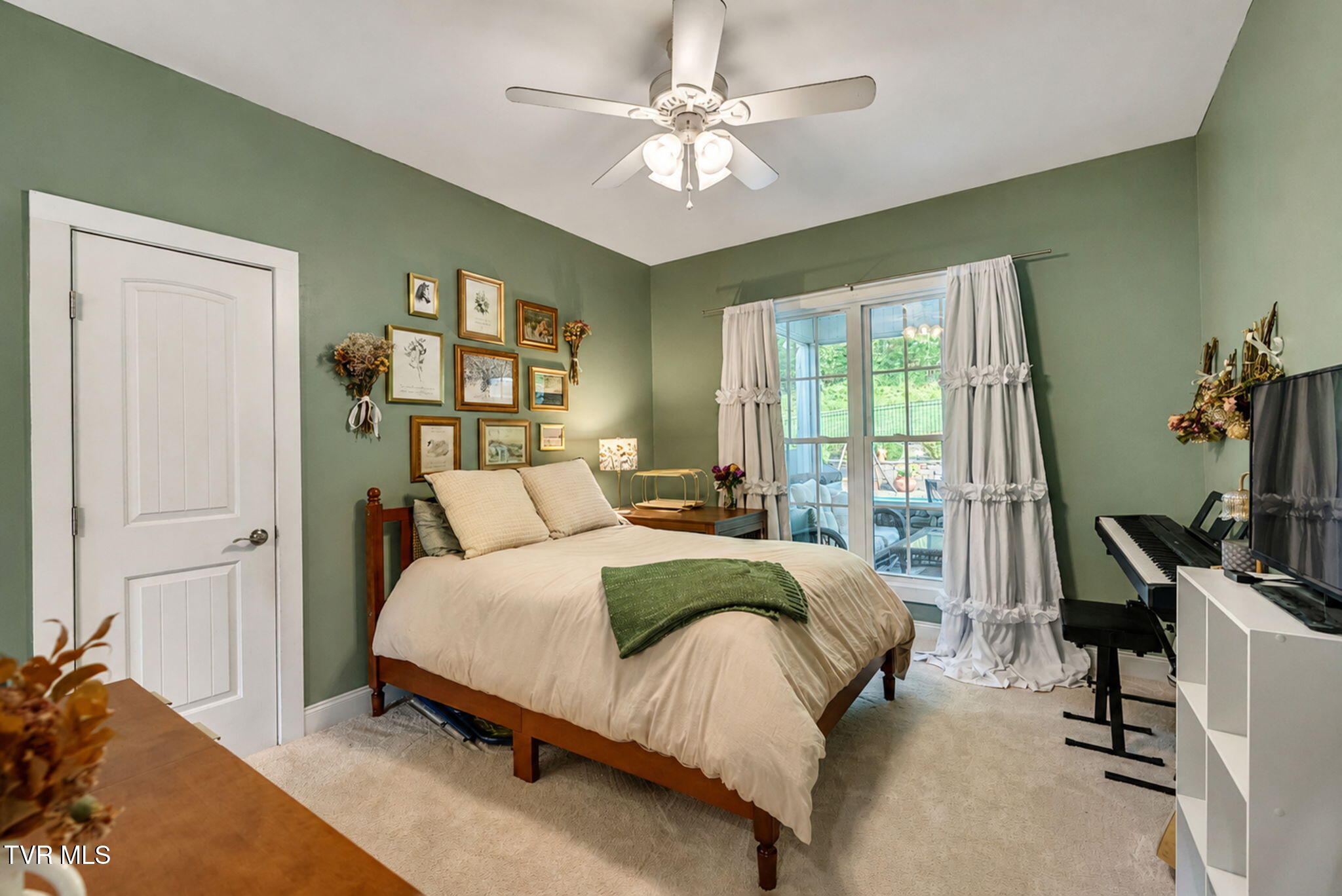 14150 Lonesome Pine Trail Property Photo 41