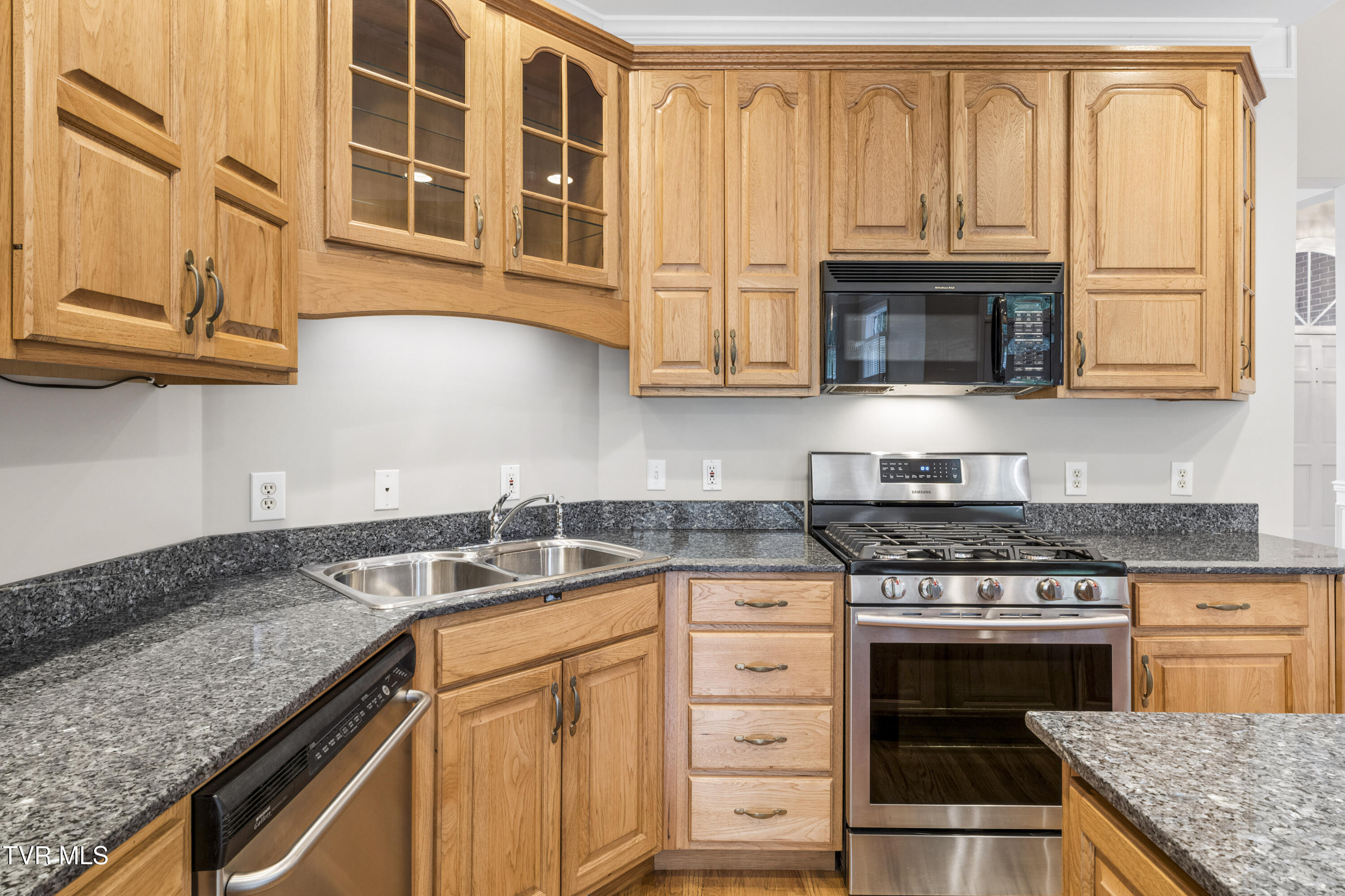 13 Hunters Ridge Road Property Photo 25
