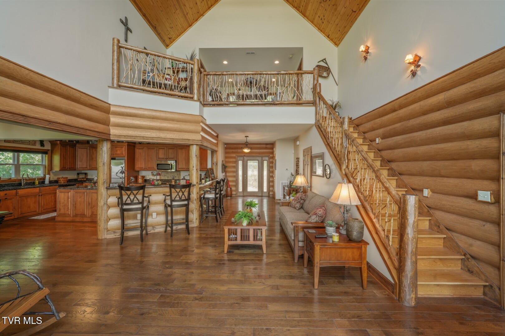 1154 Stoneway Court Property Photo 7