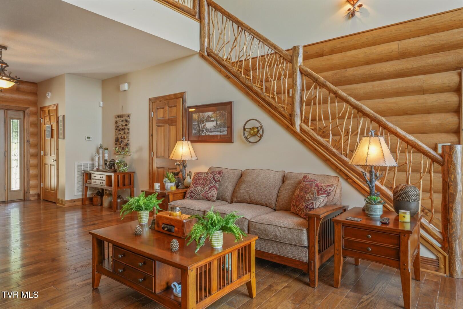 1154 Stoneway Court Property Photo 25